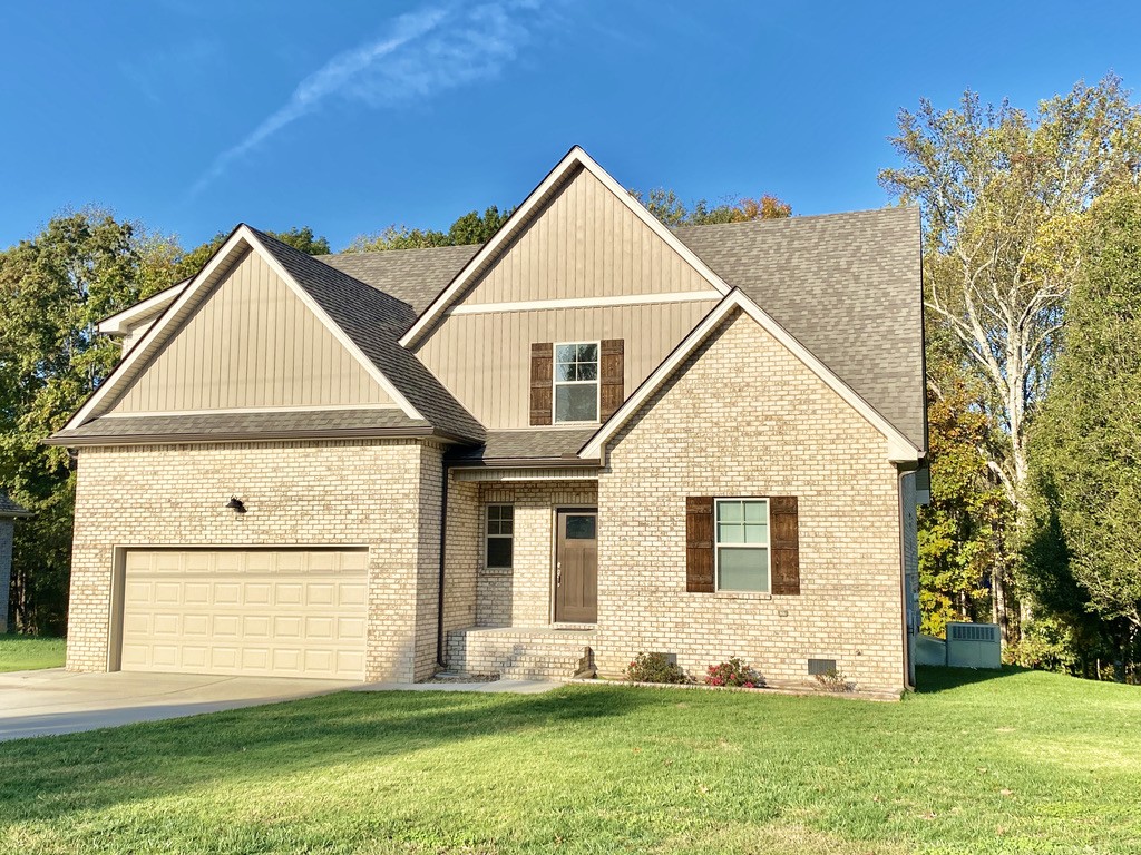 158 Briarwood Ln Property Photo 3