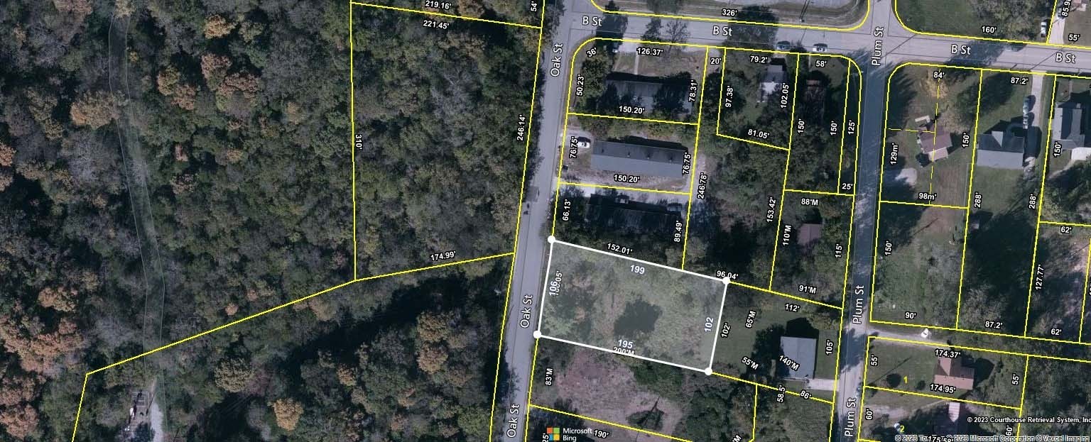 111 Oak St Property Photo 2