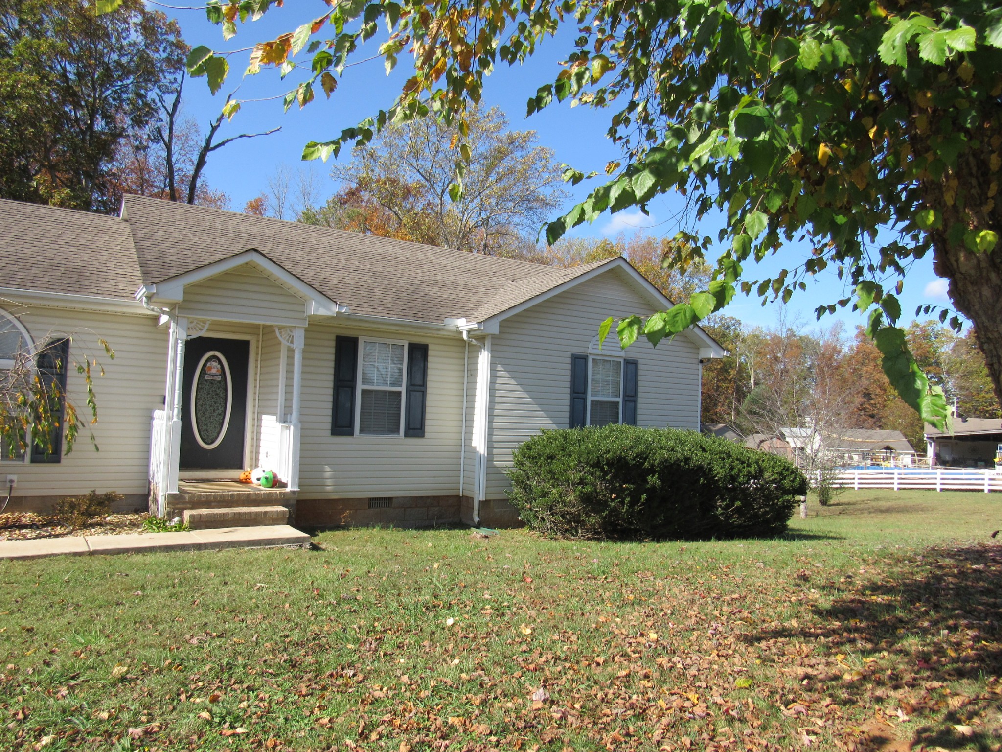 373 Willow Way Property Photo 1