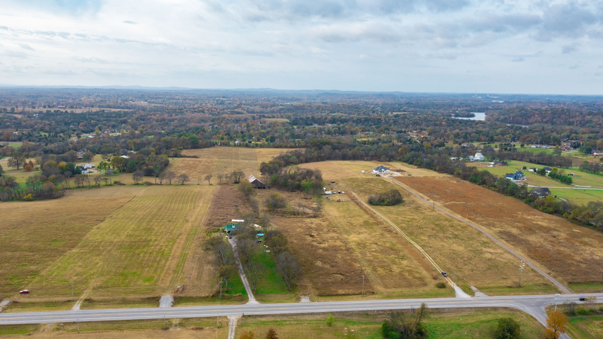 2736 Hartsville Pike Property Photo 5