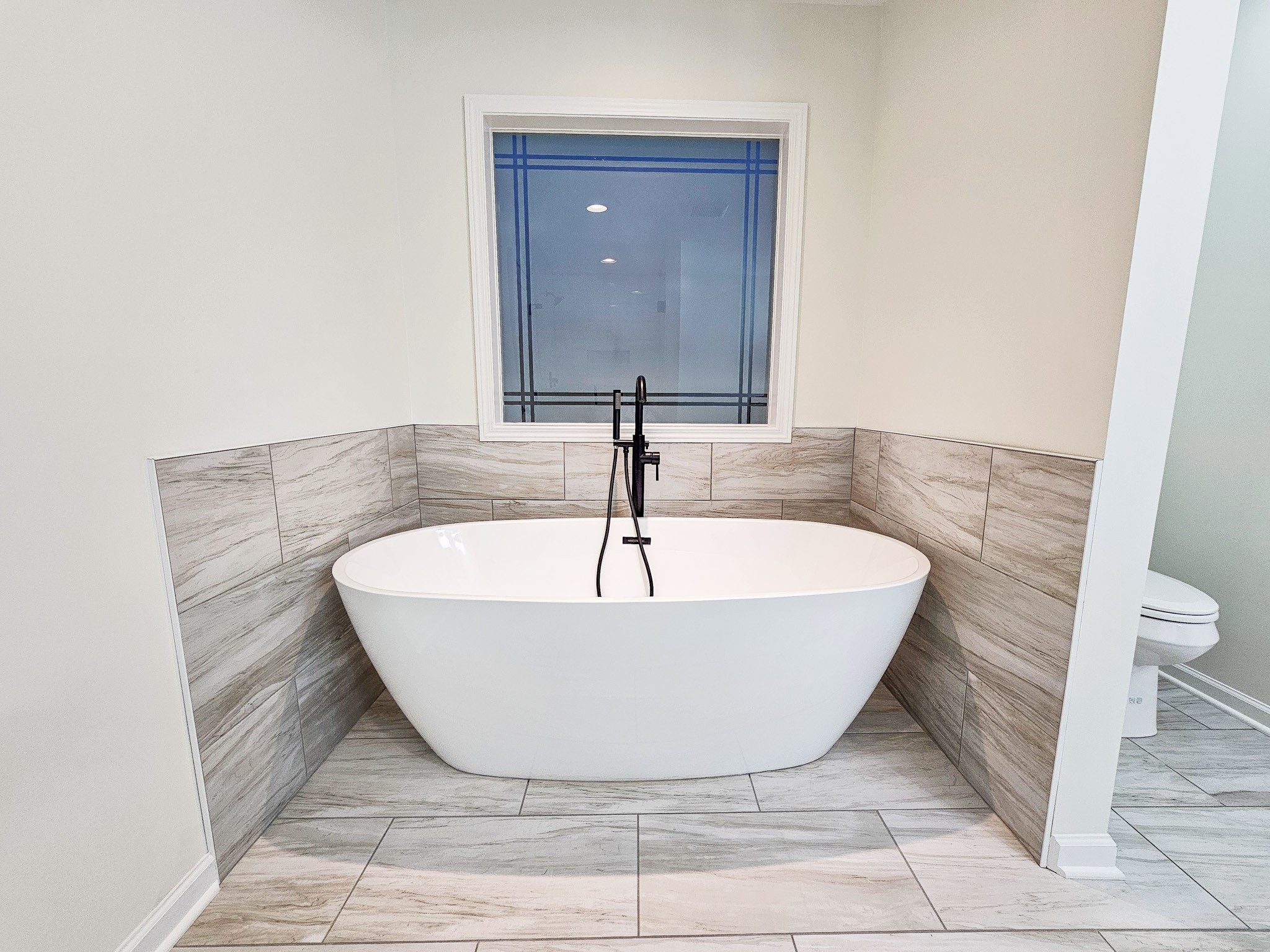 607 Apple Blossom Trl Property Photo 24