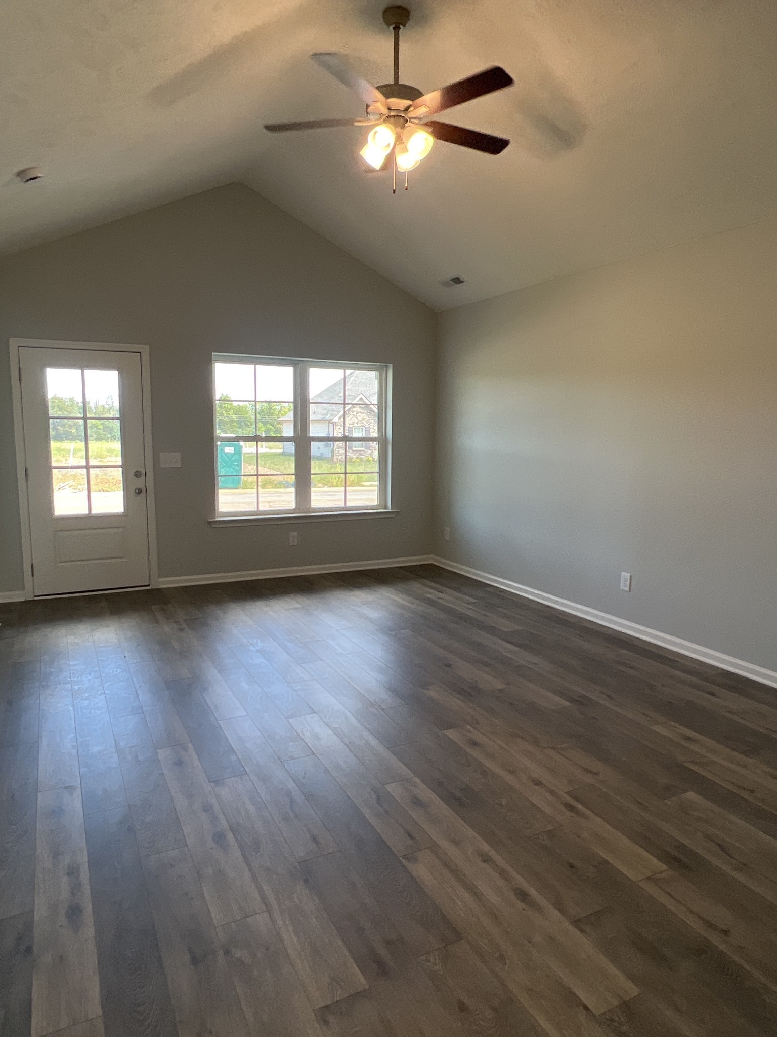 104 Hidden Circle Property Photo 5