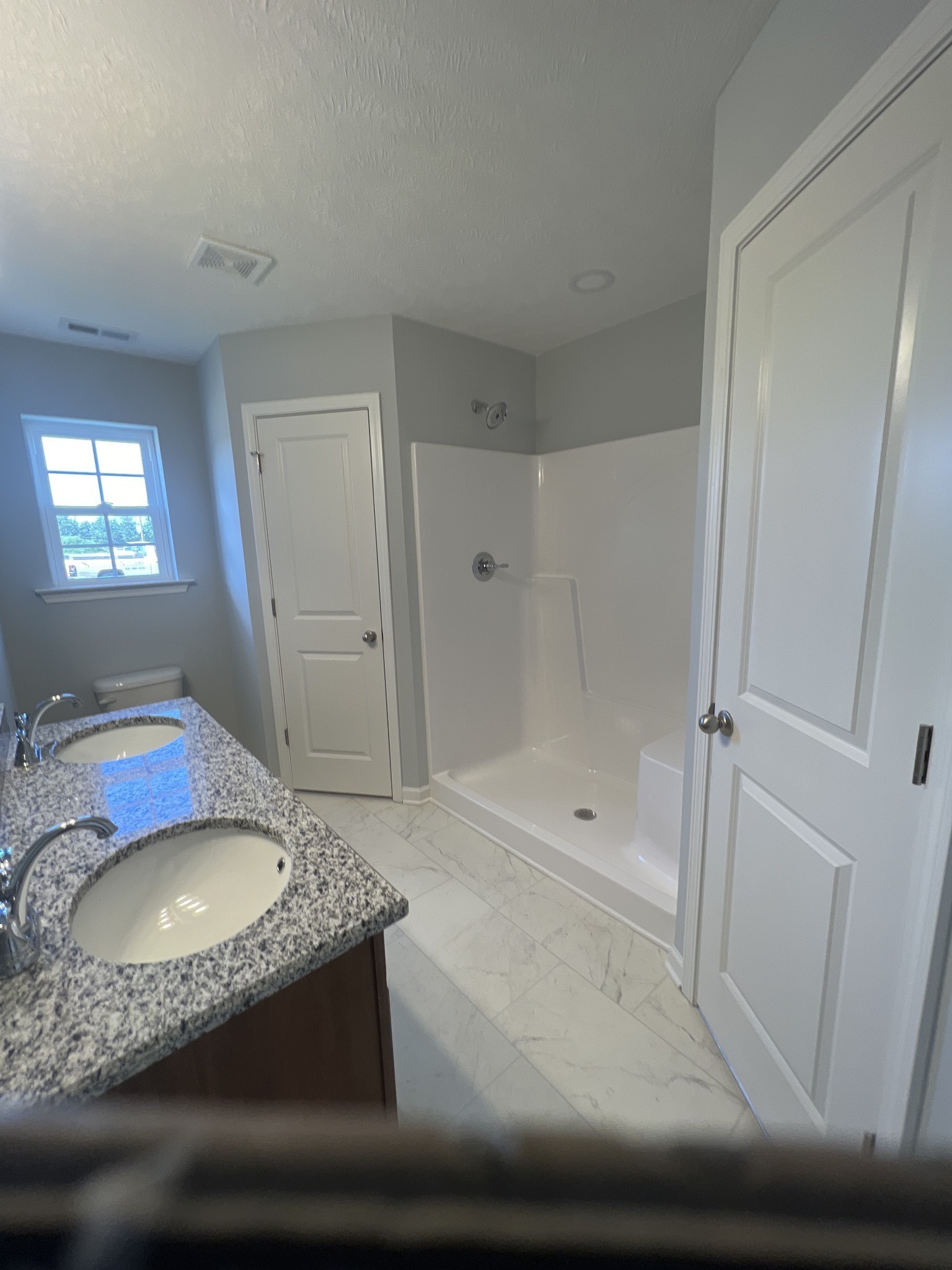 104 Hidden Circle Property Photo 6