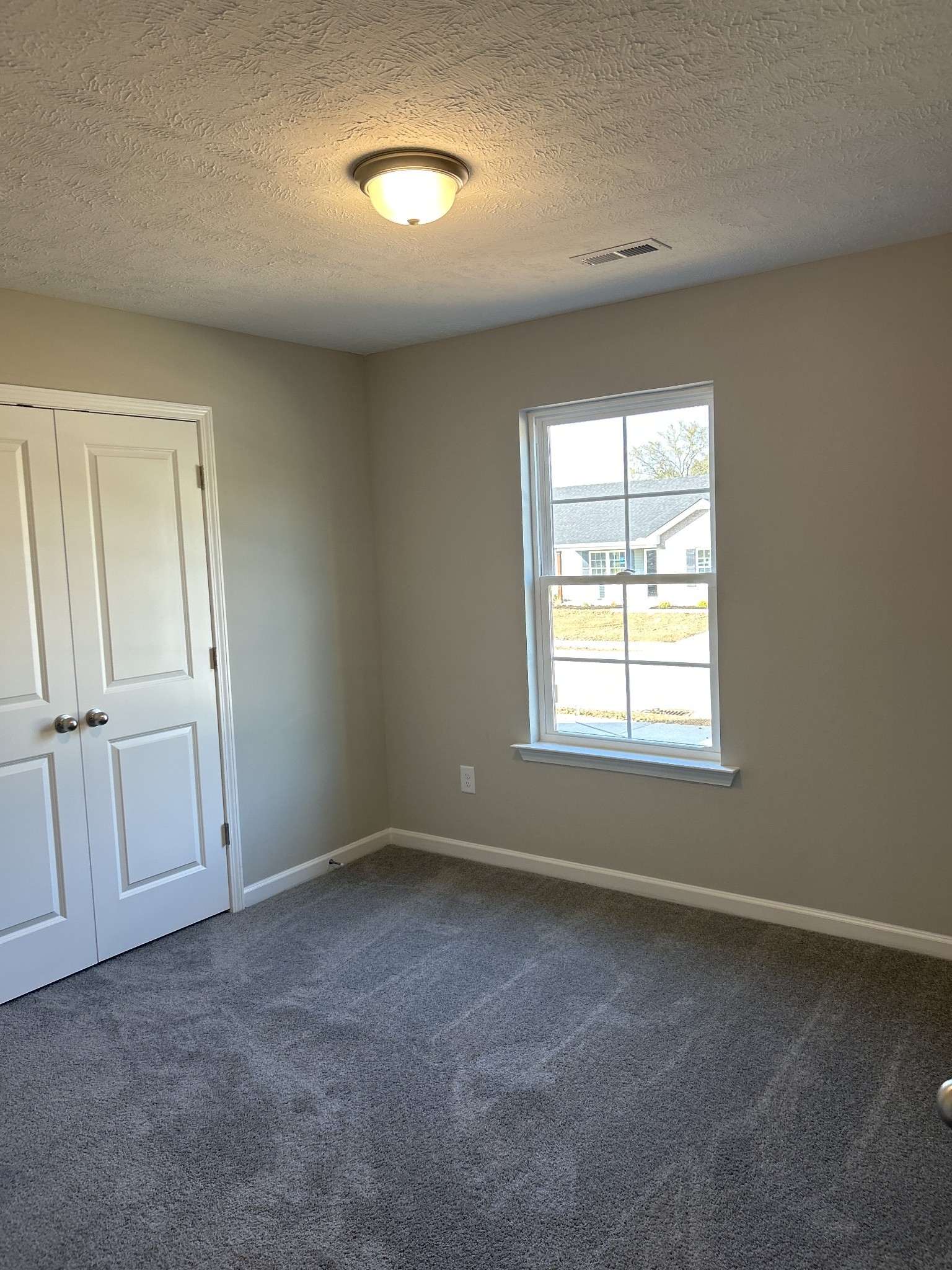 104 Hidden Circle Property Photo 16