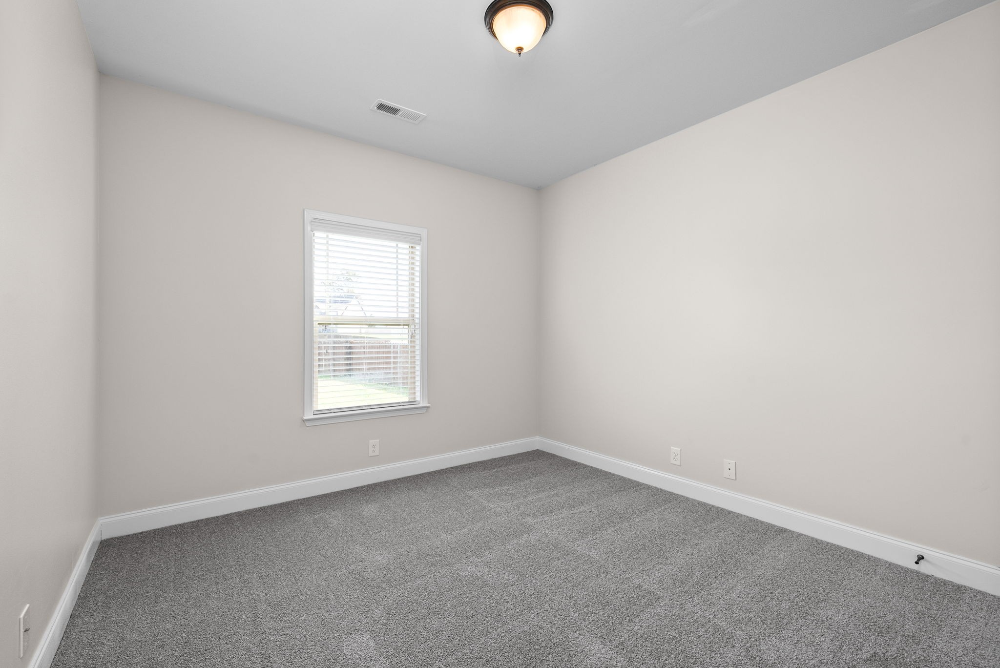 2080 Bandera Drive Property Photo 16