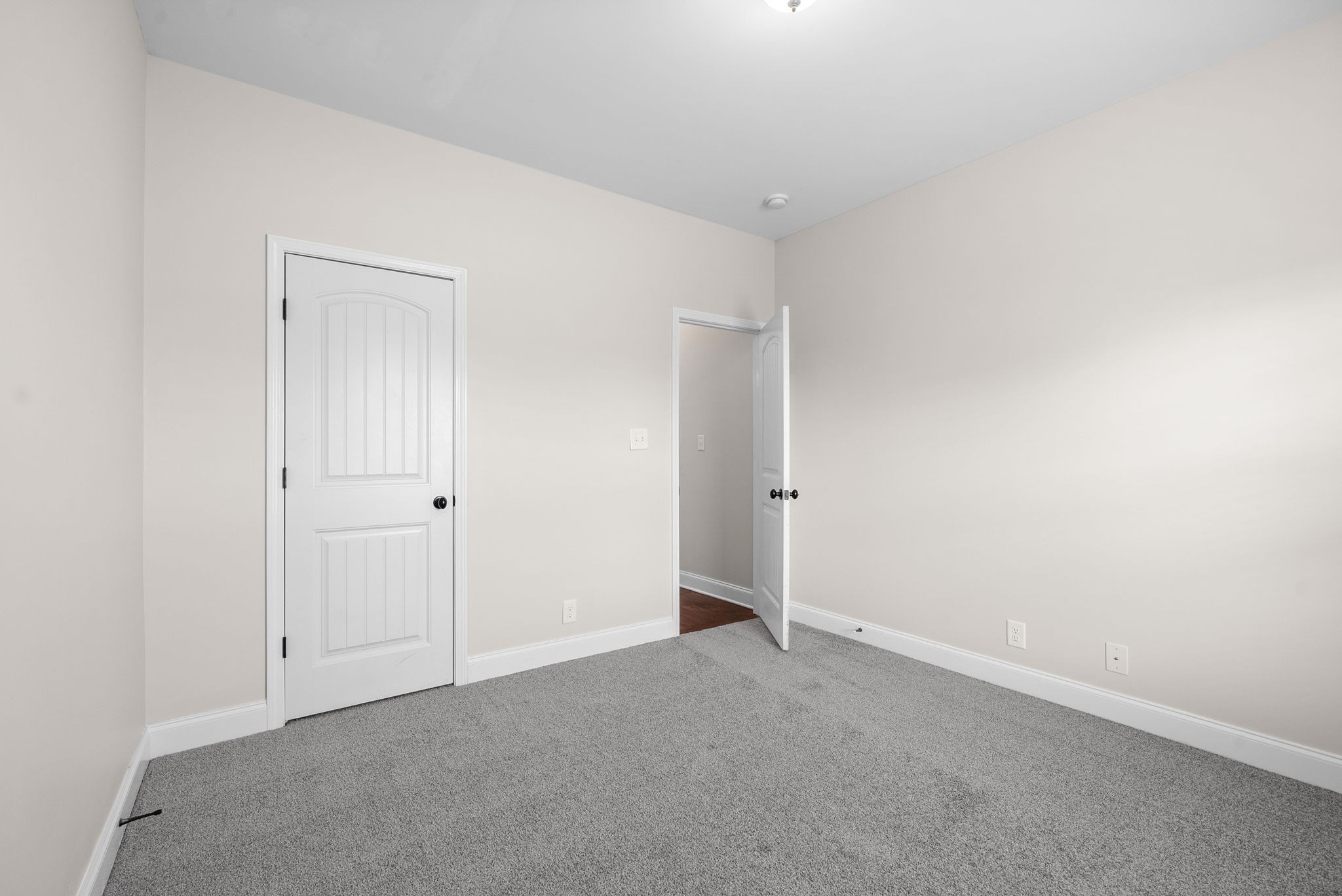 2080 Bandera Drive Property Photo 17