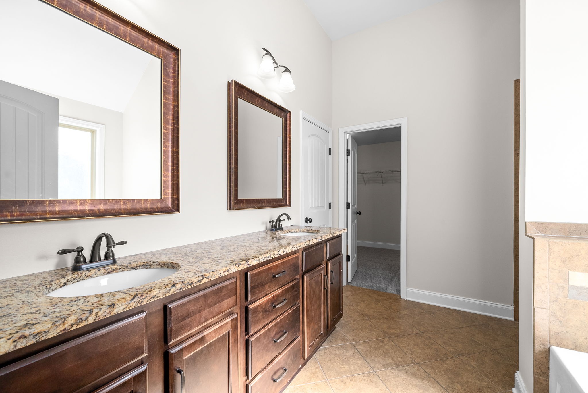 2080 Bandera Drive Property Photo 23