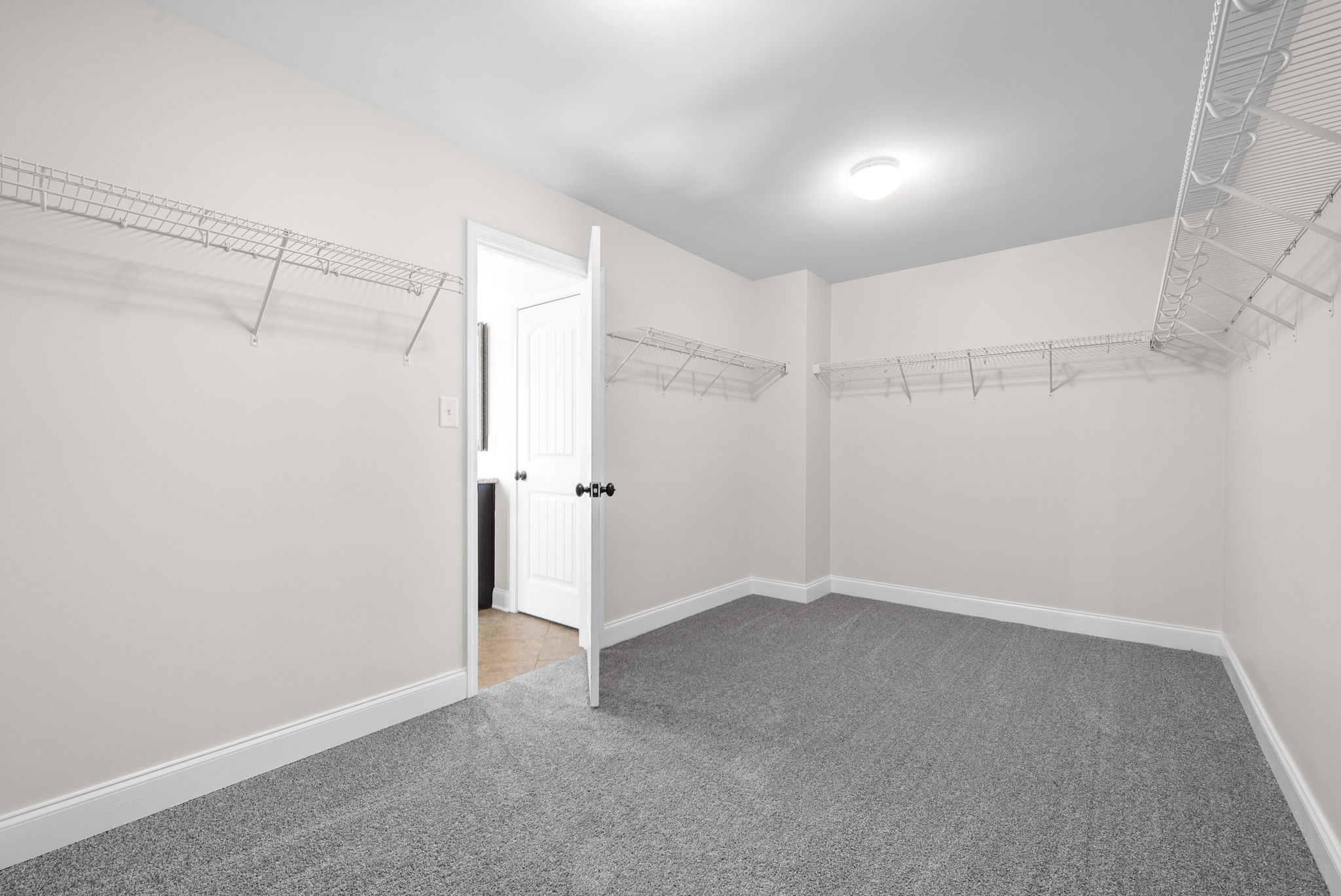 2080 Bandera Drive Property Photo 28