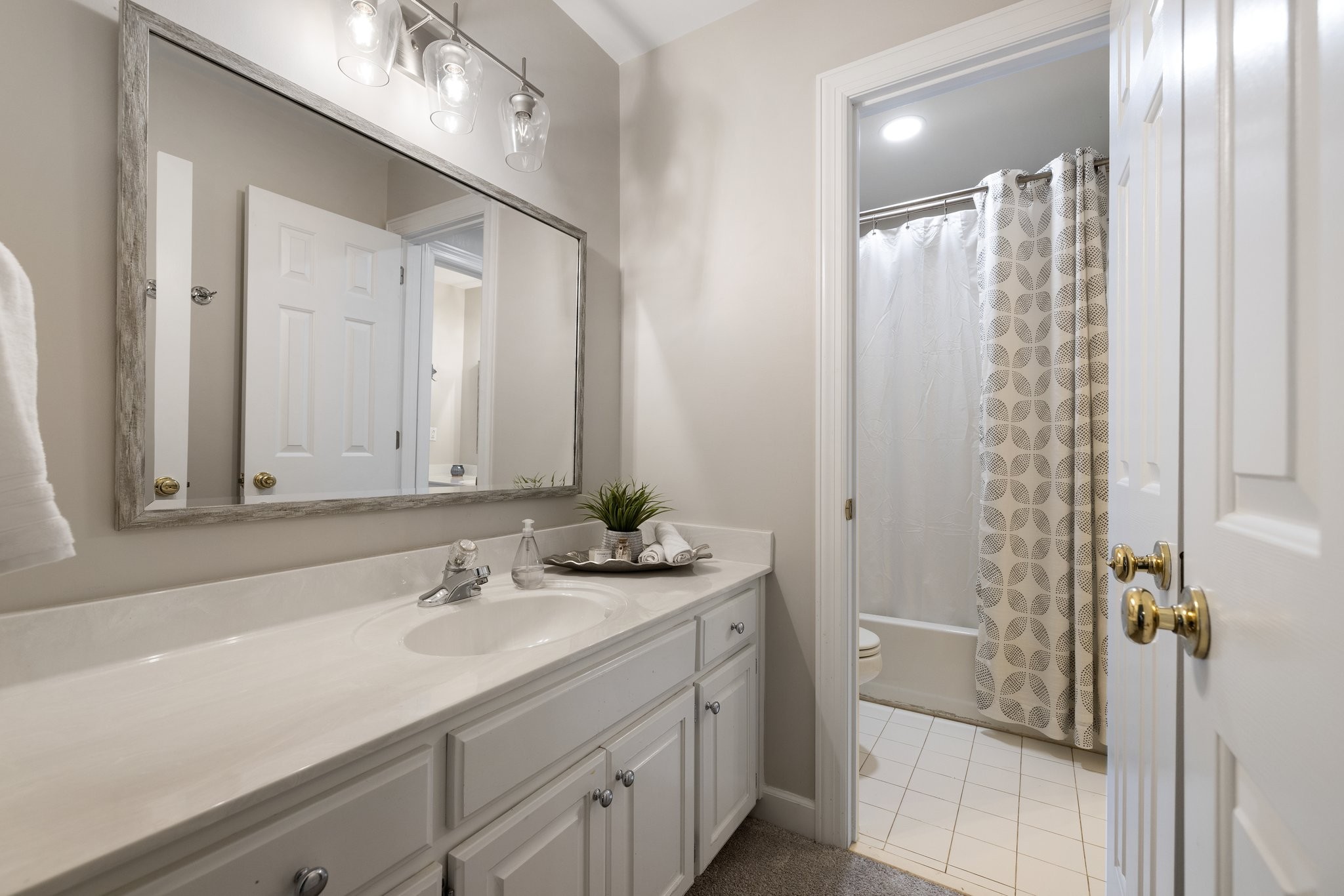 1772 Stillwater Cir Property Photo 43