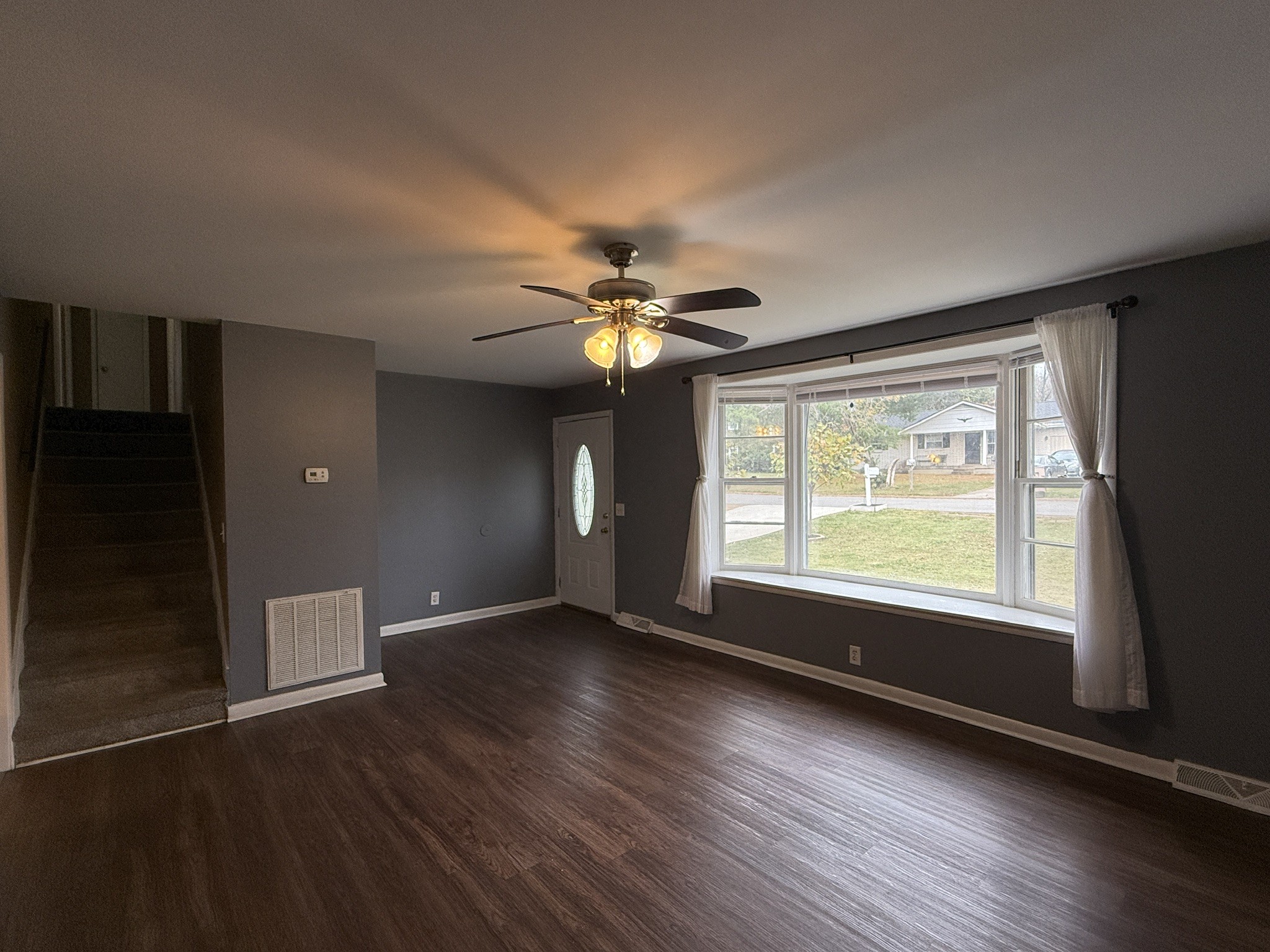 3240 Doverside Dr Property Photo 6