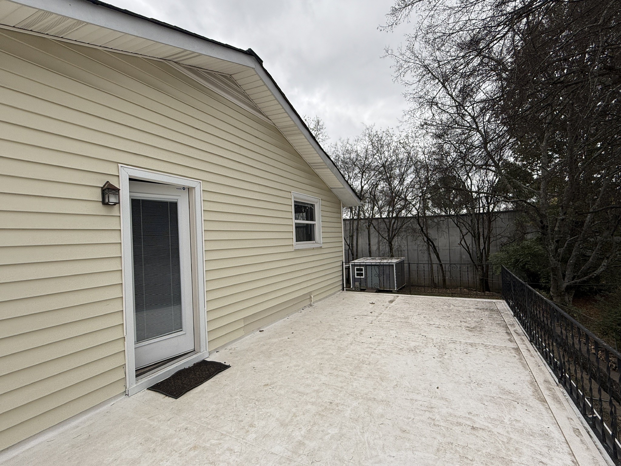 3240 Doverside Dr Property Photo 18