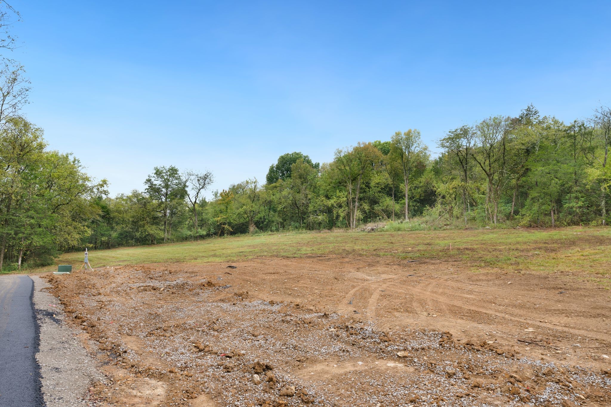 6857 Cross Keys Rd Property Photo 5