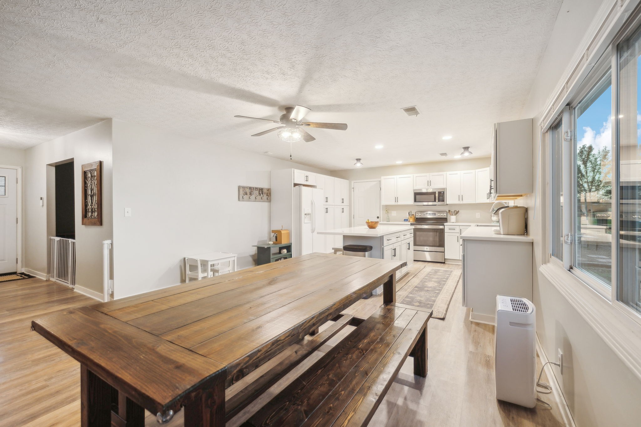 2236 Highway 76 Property Photo 5
