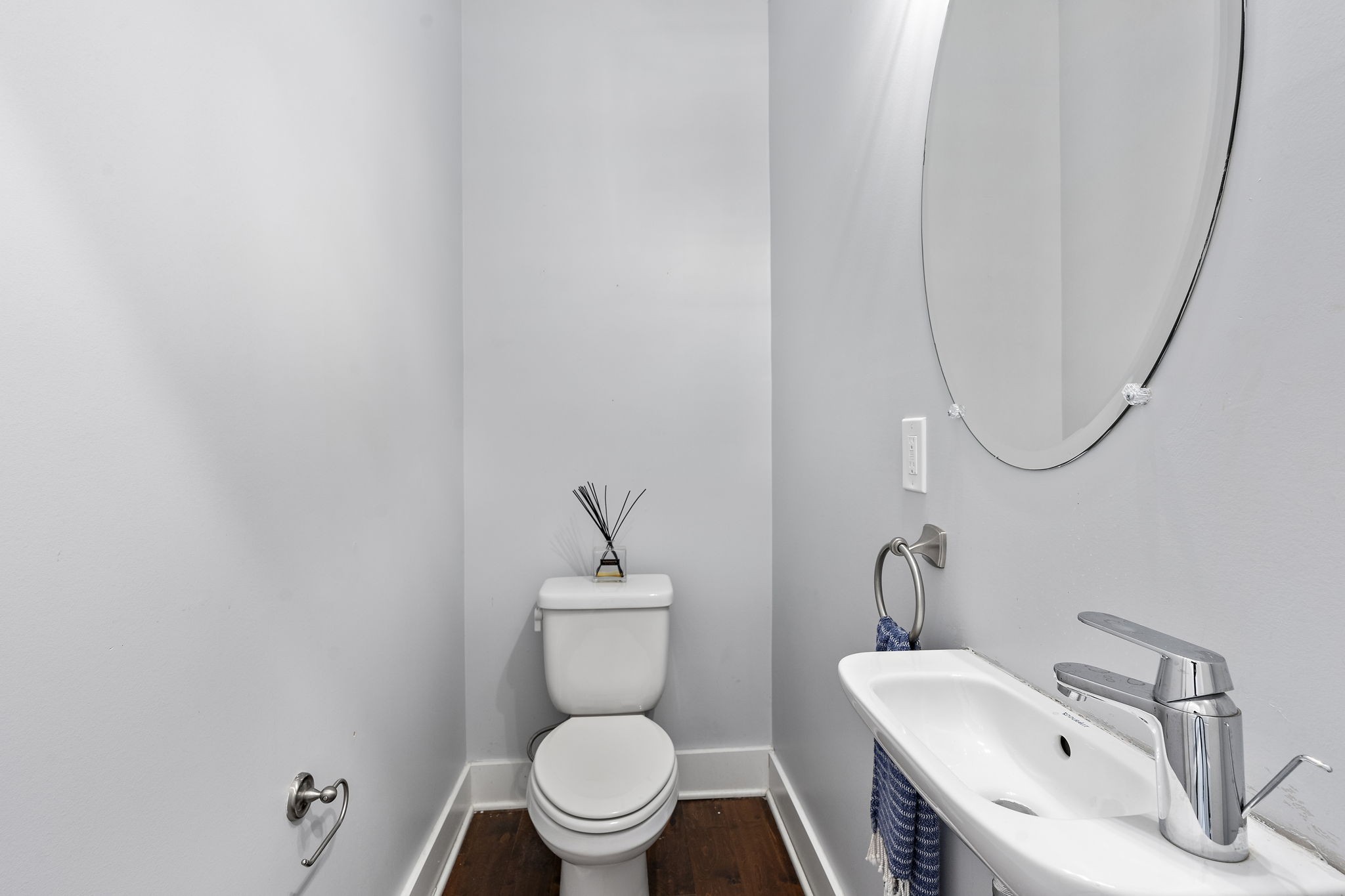 1727b 3rd Ave, N Property Photo 11