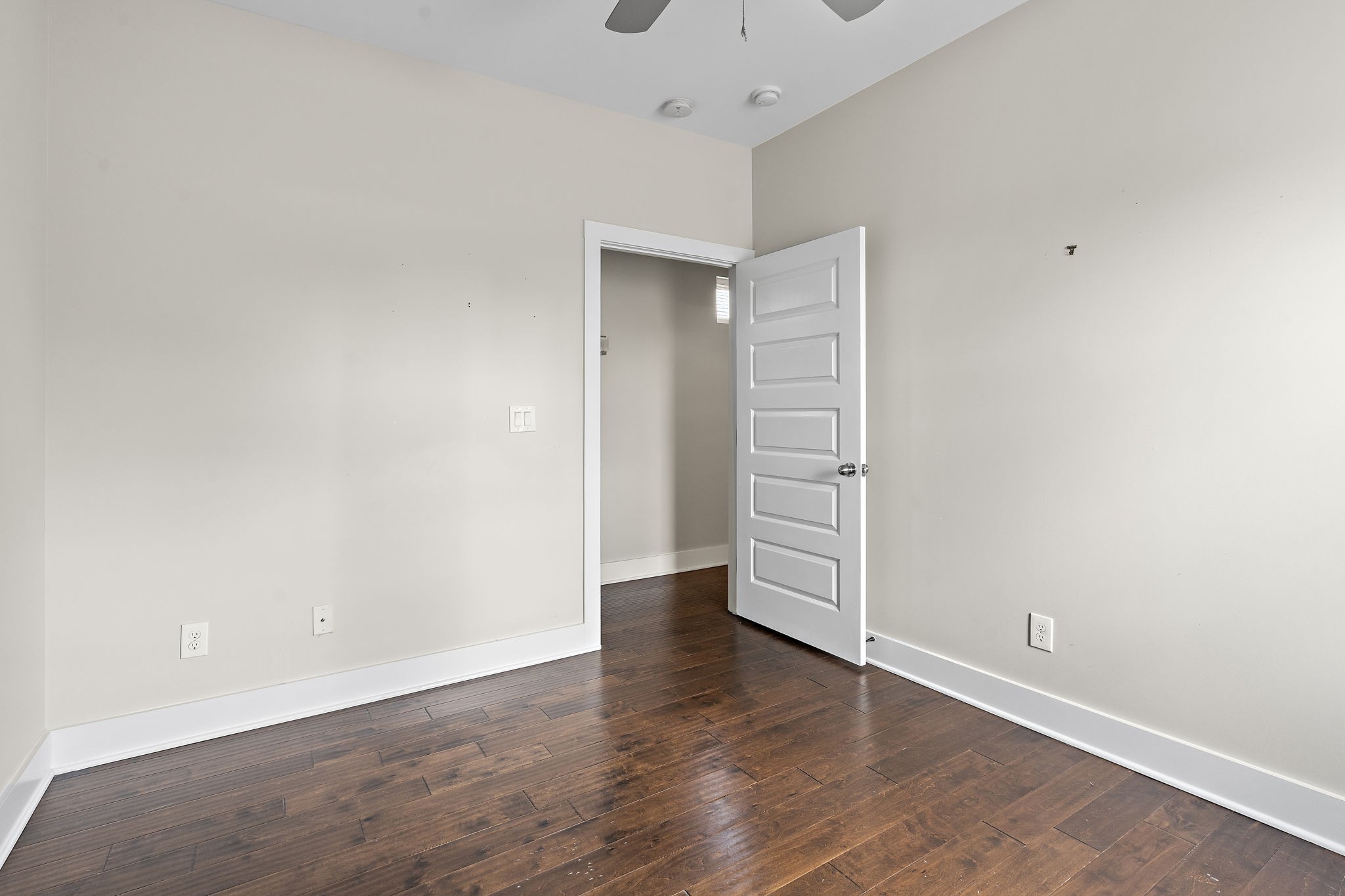 1727b 3rd Ave, N Property Photo 16