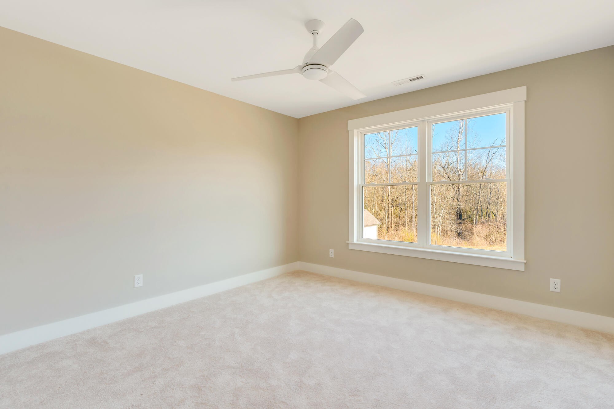 1297 Thomas Avenue Property Photo 24