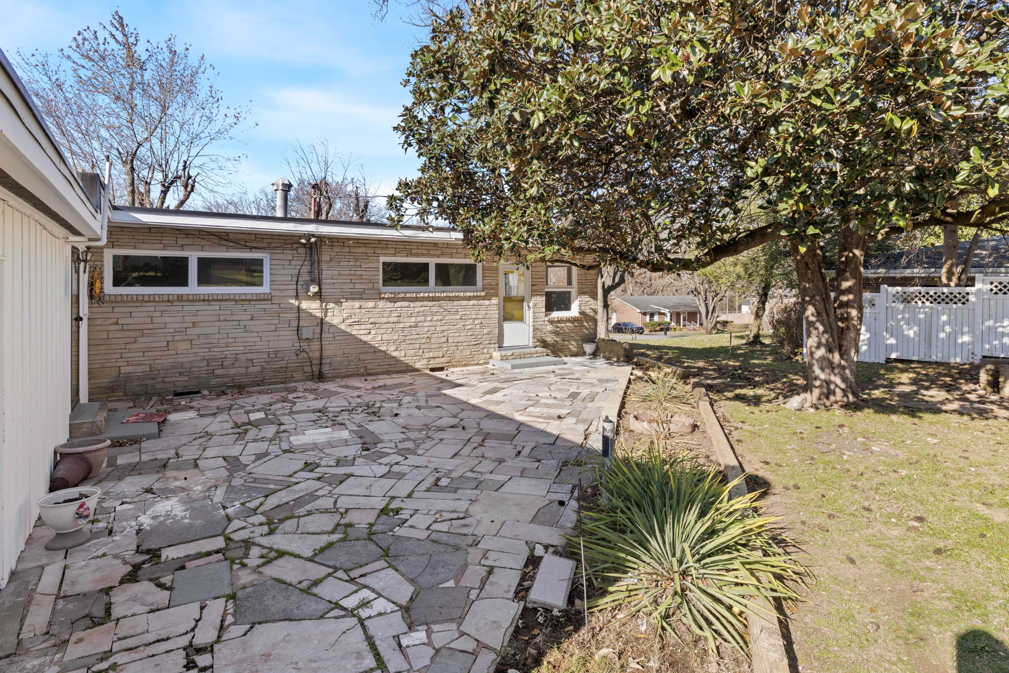 400 N Pawnee Dr Property Photo 85