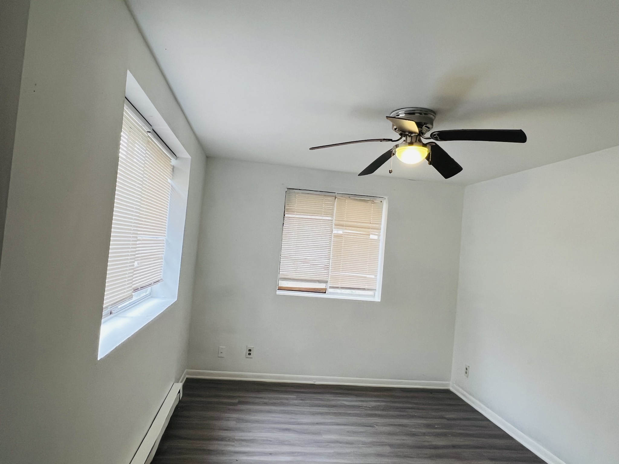 550 Harding Pl Property Photo 6