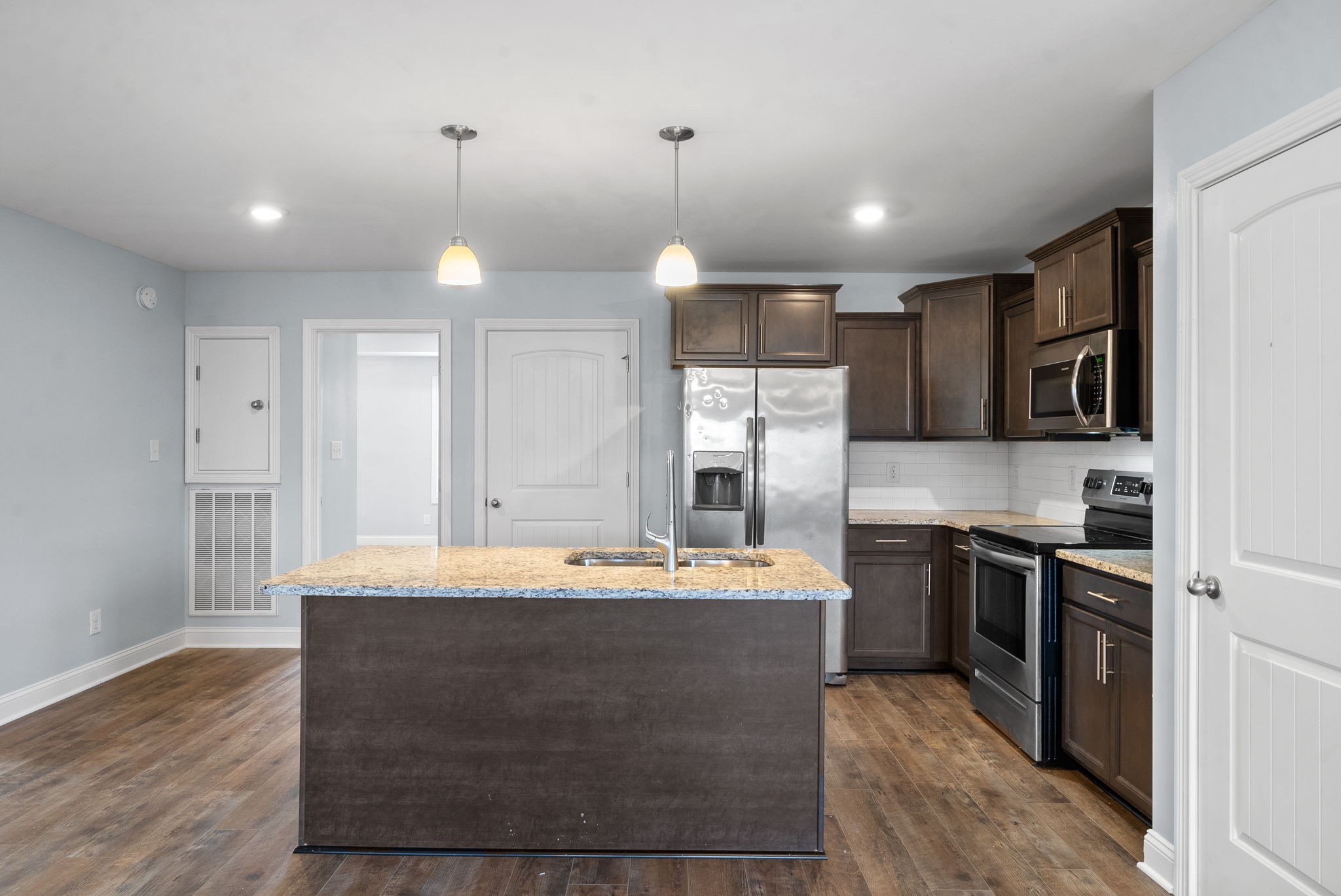 223 Casting Ct Property Photo 5
