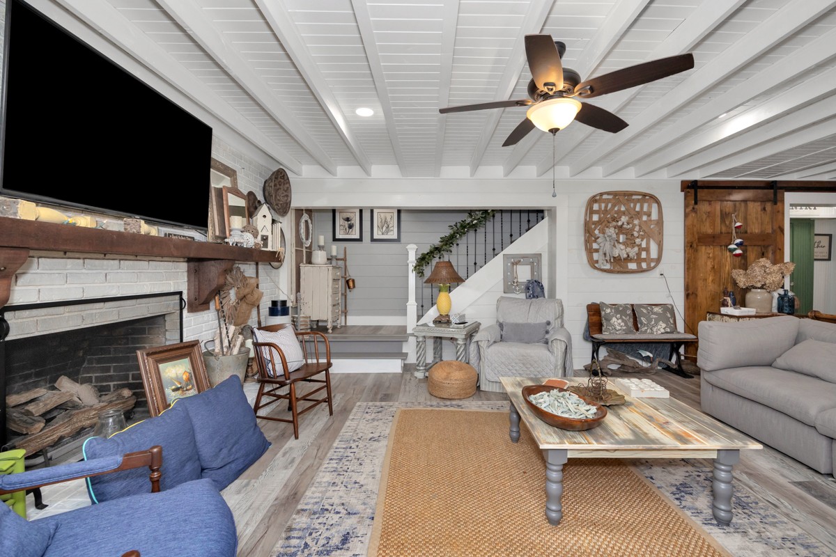 341 County Road 564 Property Photo 5