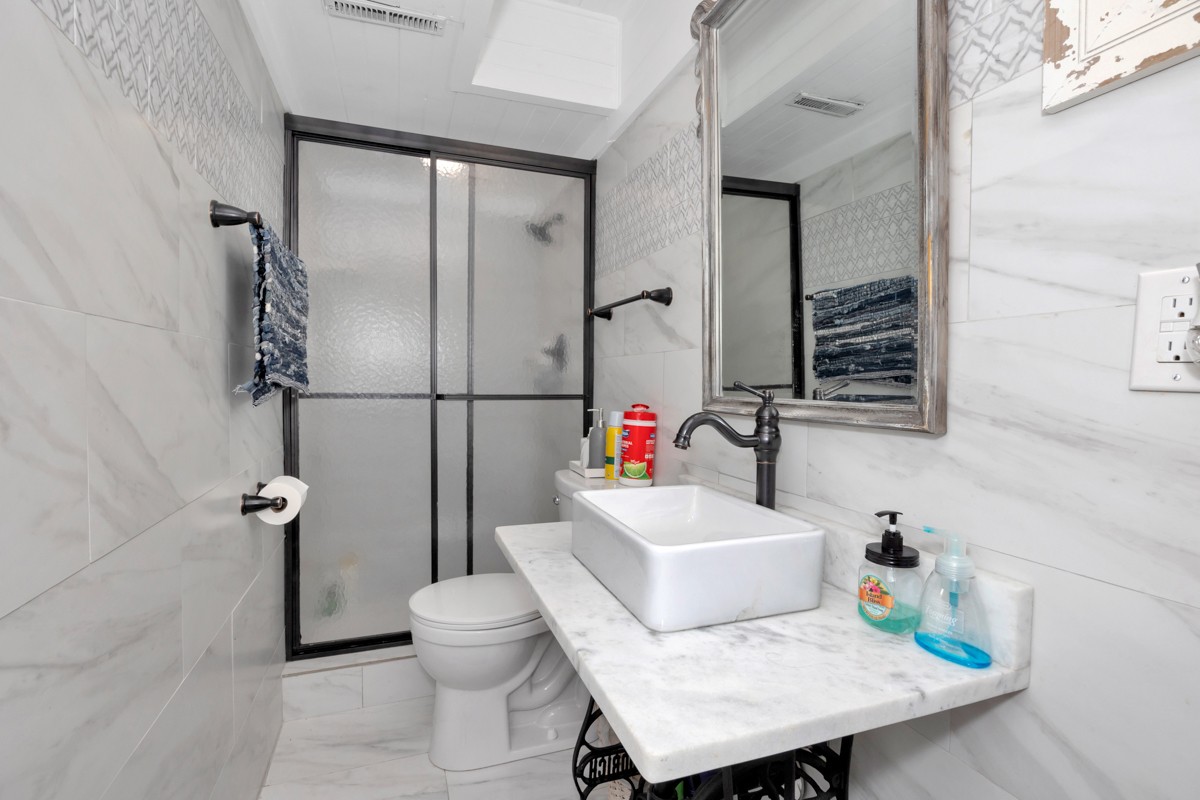 341 County Road 564 Property Photo 13