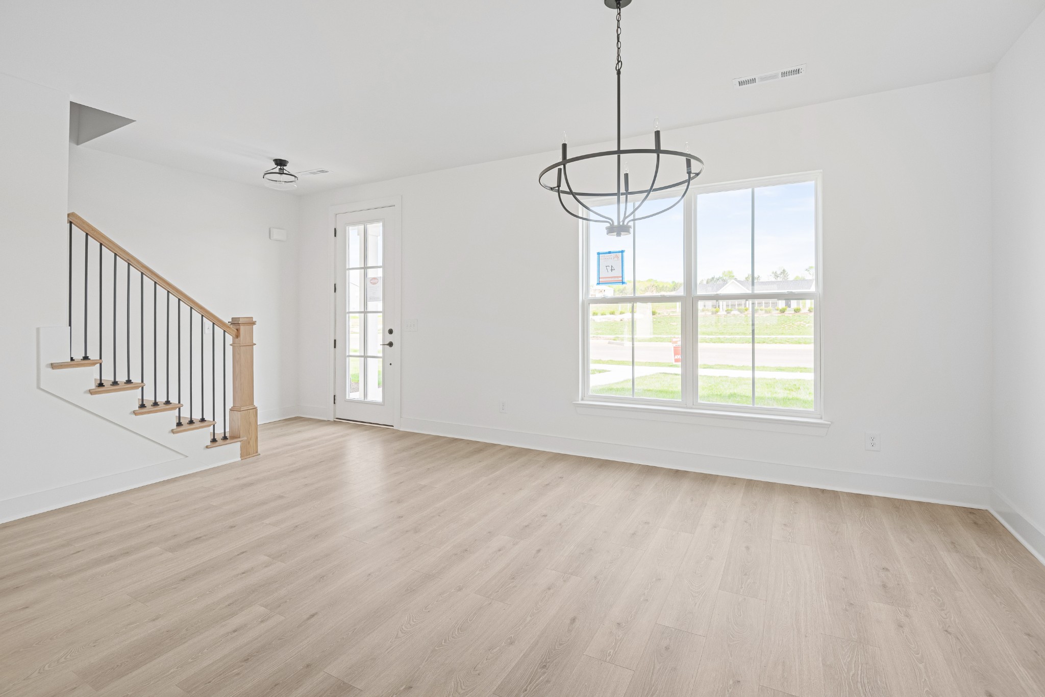 5065 Greentree Property Photo 3