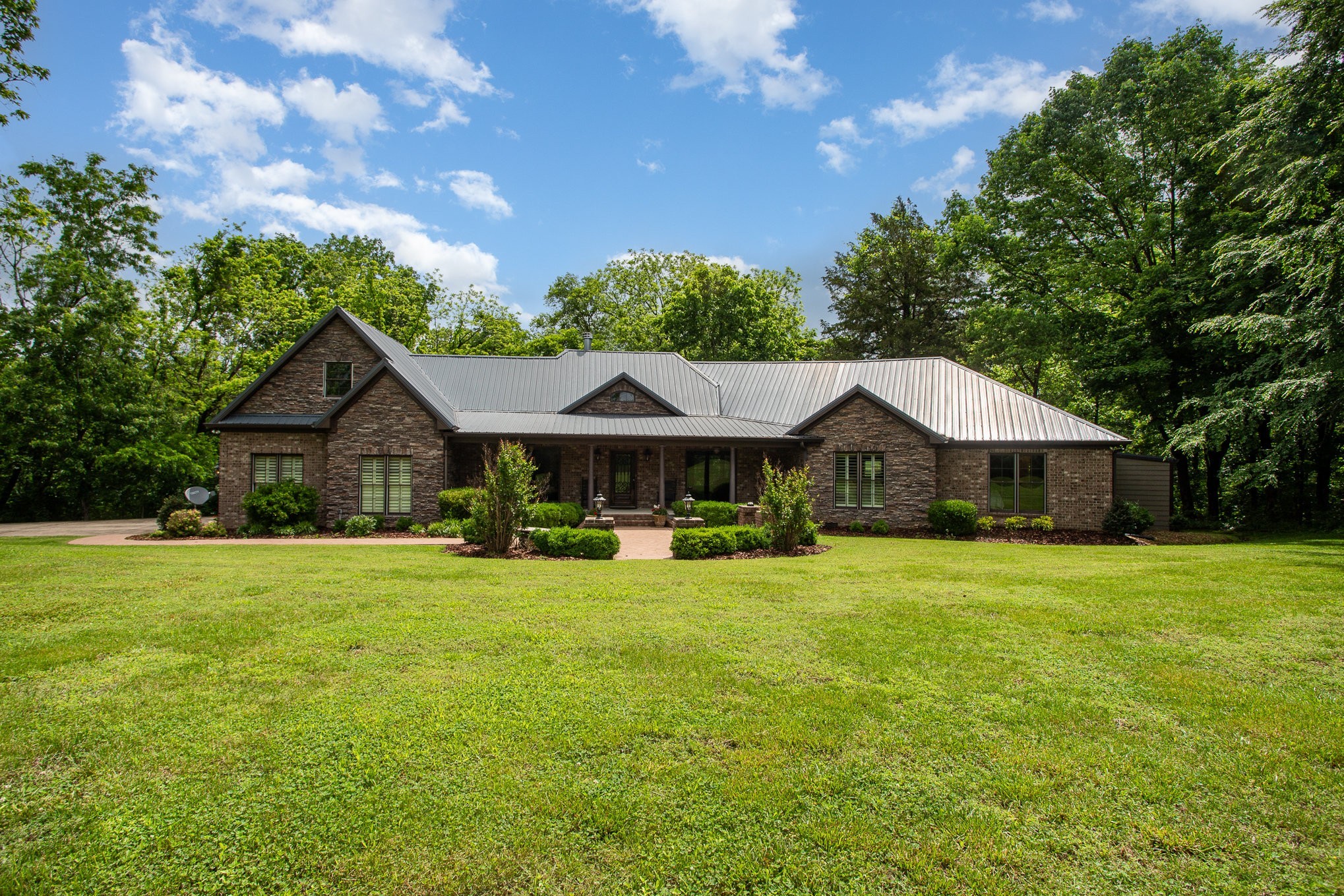 884 Pinnacle Hill Rd Property Photo 46
