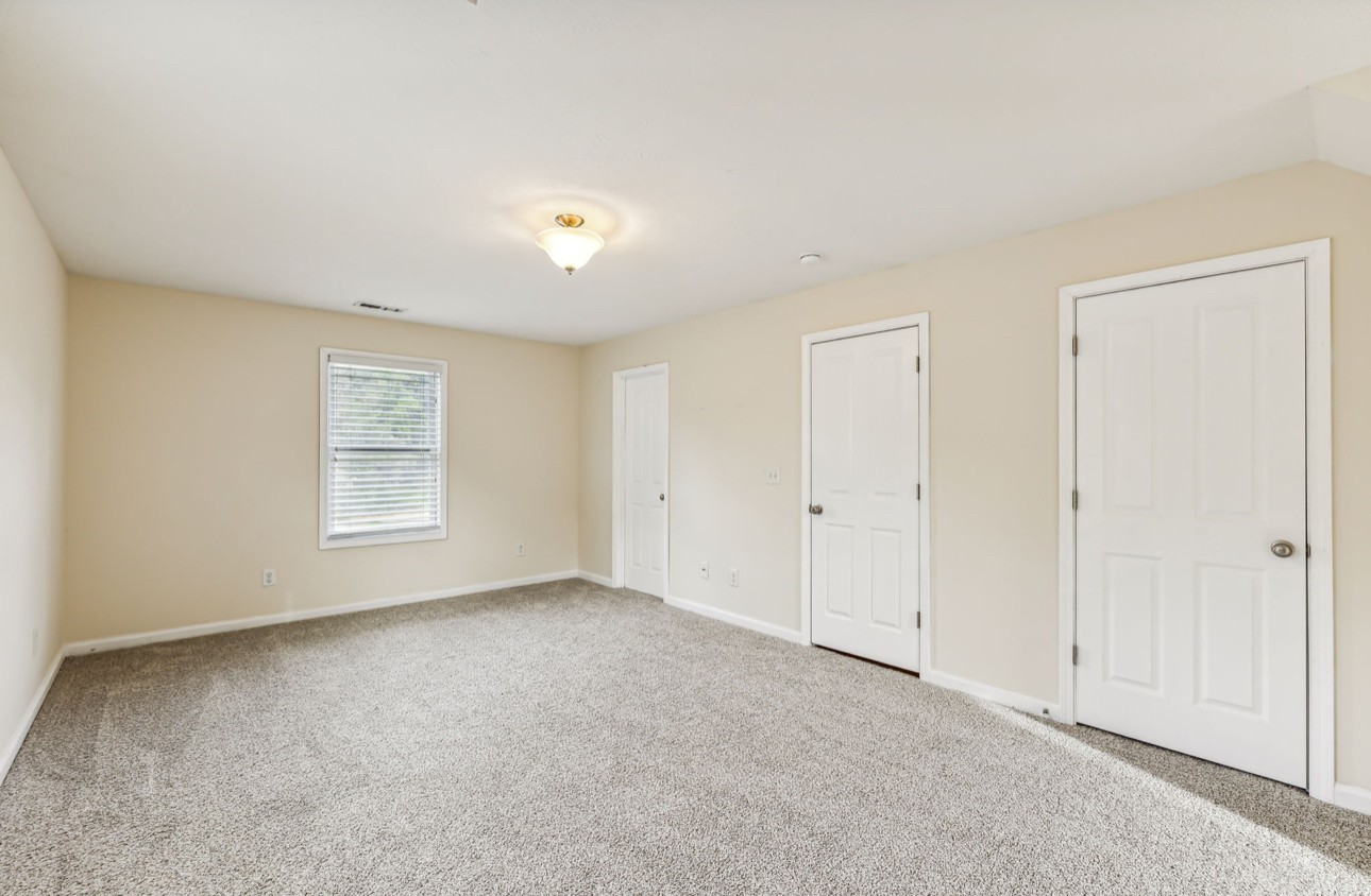 50 Greenwood Rd Property Photo 29