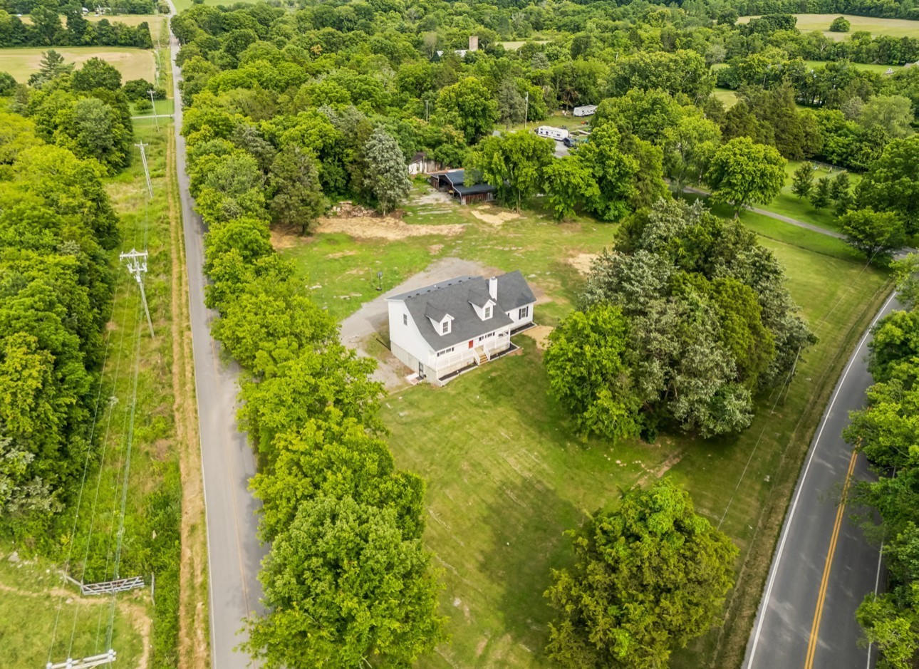 50 Greenwood Rd Property Photo 36