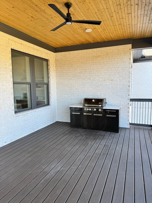 2198 Hartland Rd Property Photo 84