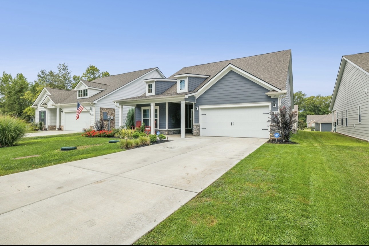 2938 Campanella Dr Property Photo 5