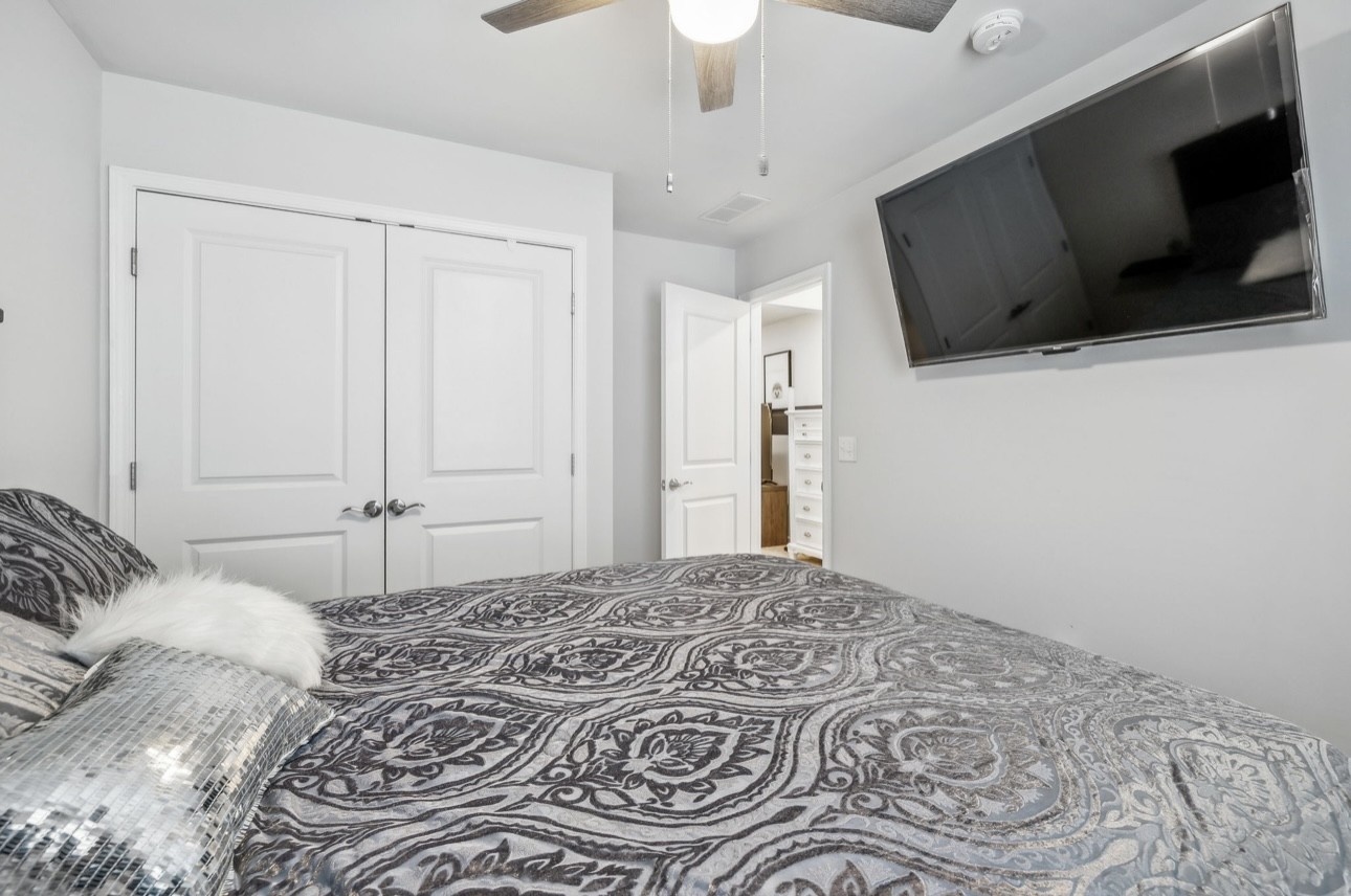 2938 Campanella Dr Property Photo 41