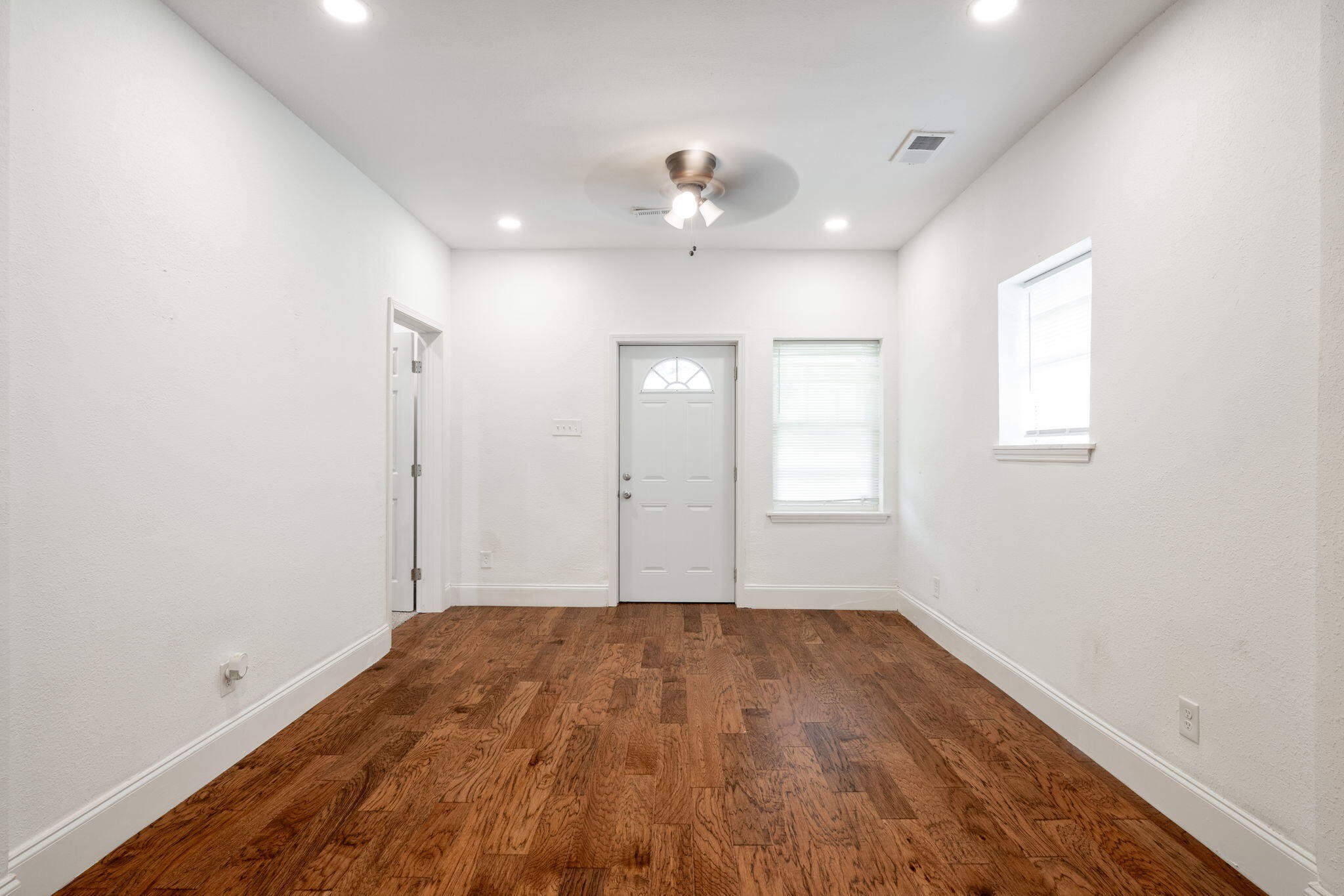 800 Tunnel Boulevard Property Photo 5