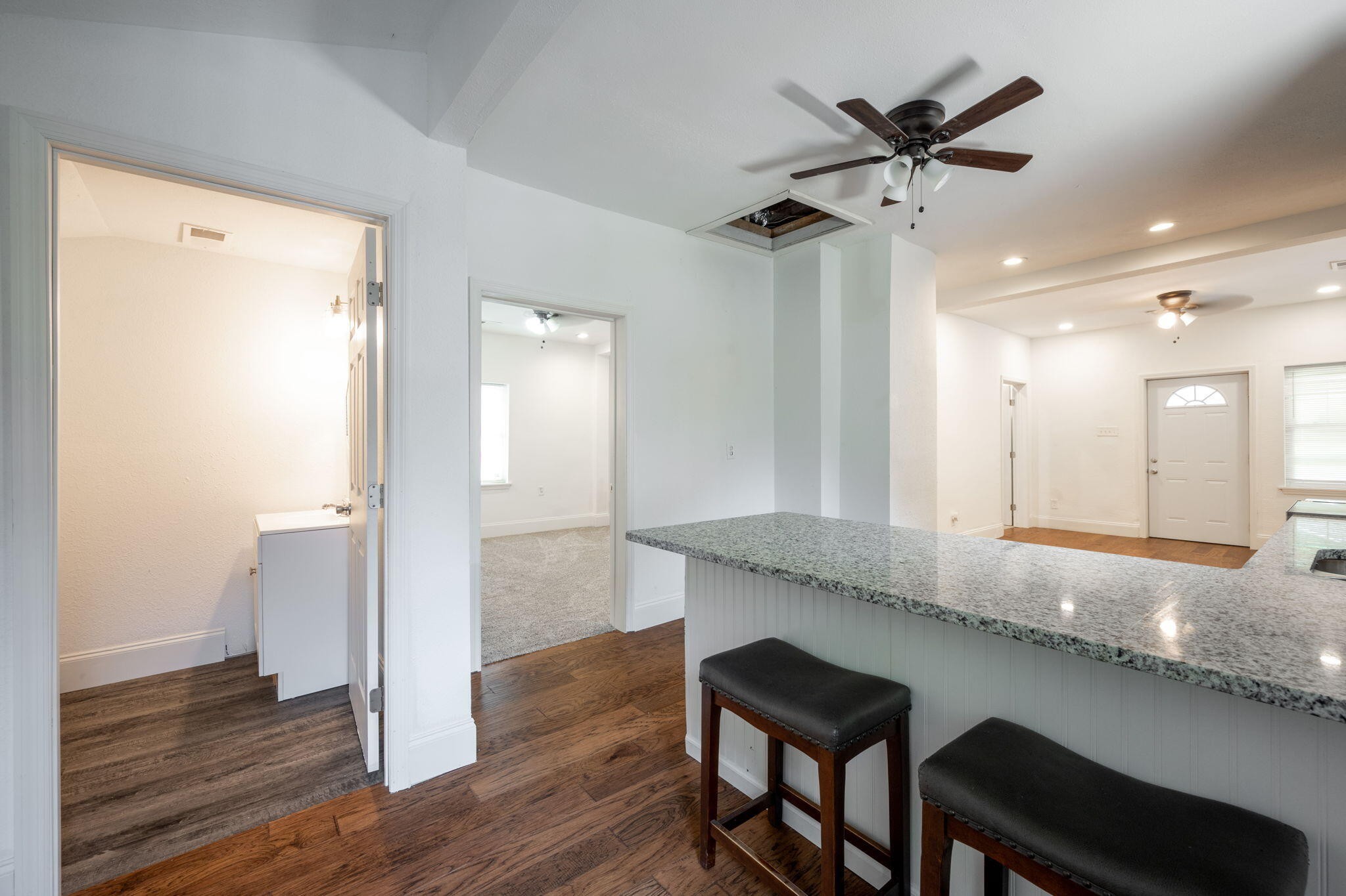 800 Tunnel Boulevard Property Photo 11