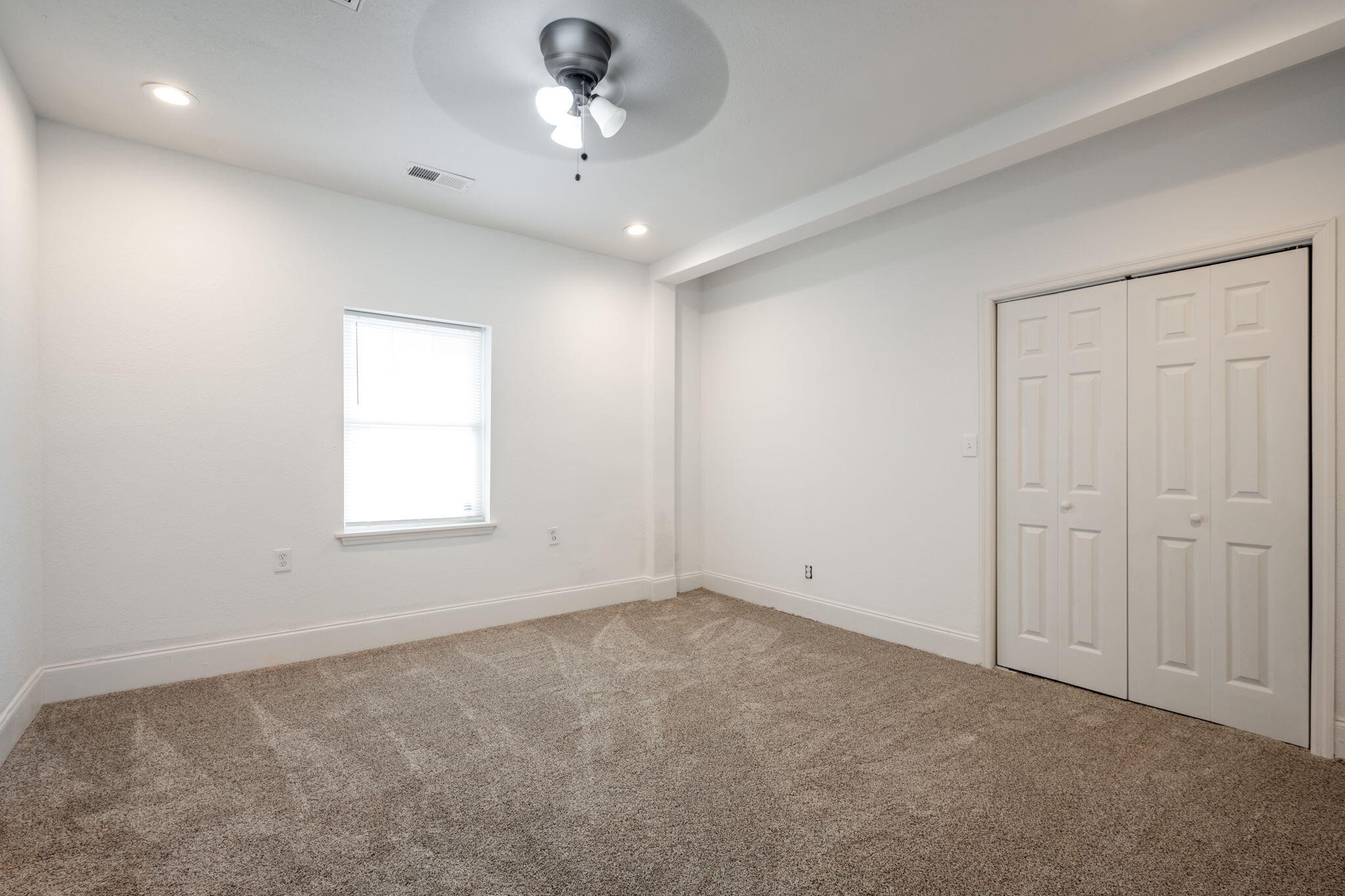 800 Tunnel Boulevard Property Photo 16