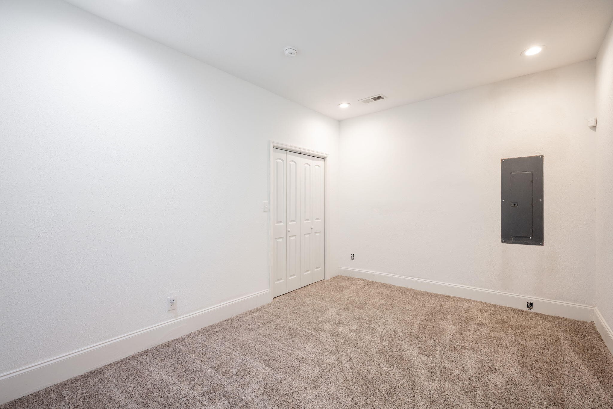 800 Tunnel Boulevard Property Photo 18