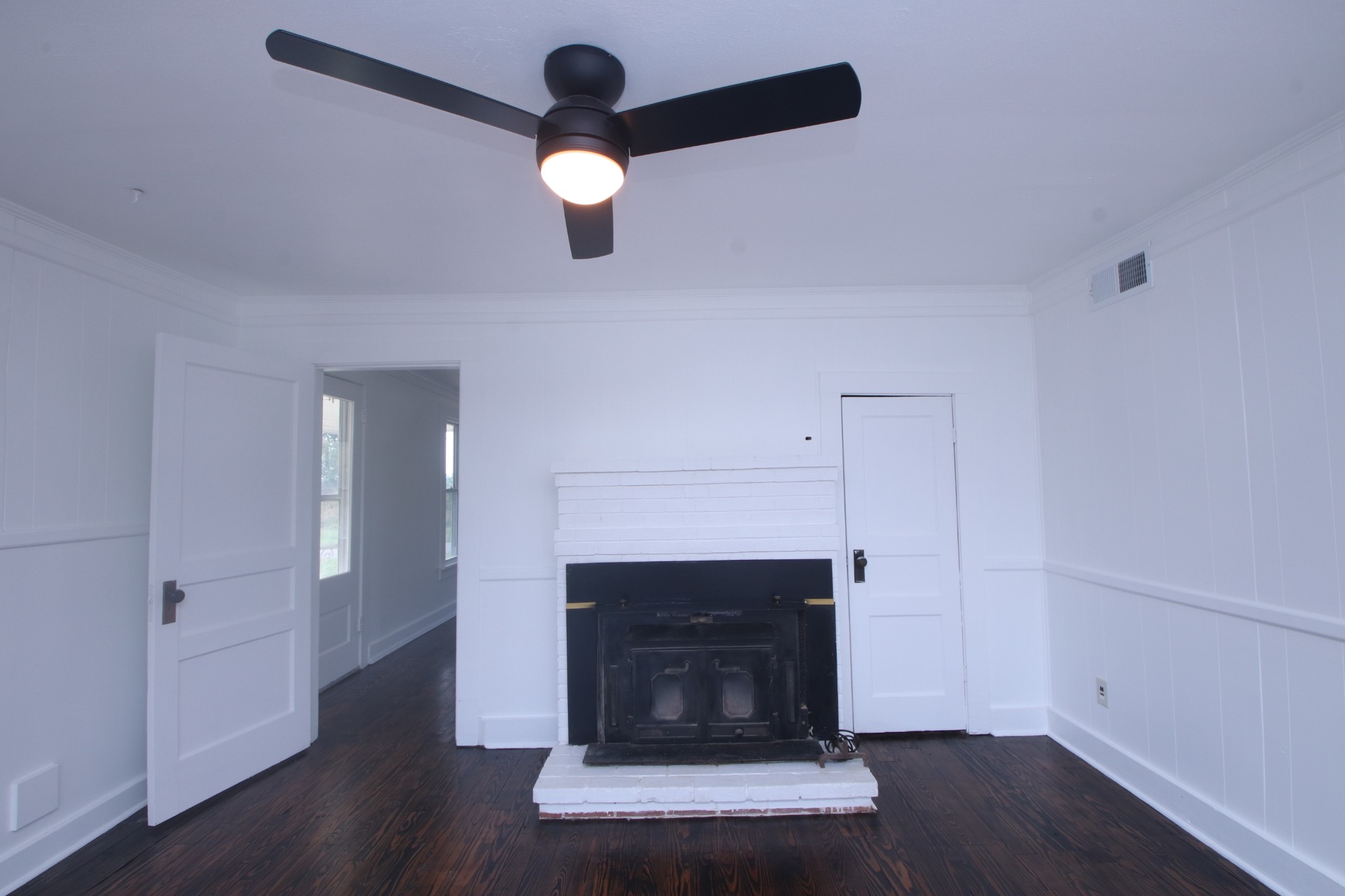 60 Riddle Rd Property Photo 12