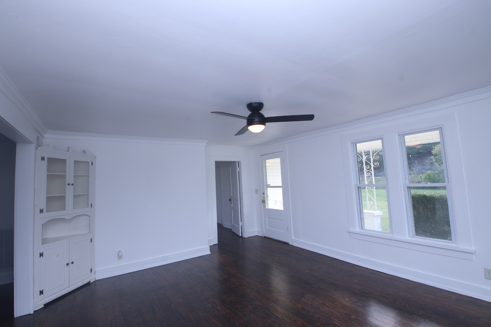 60 Riddle Rd Property Photo 14