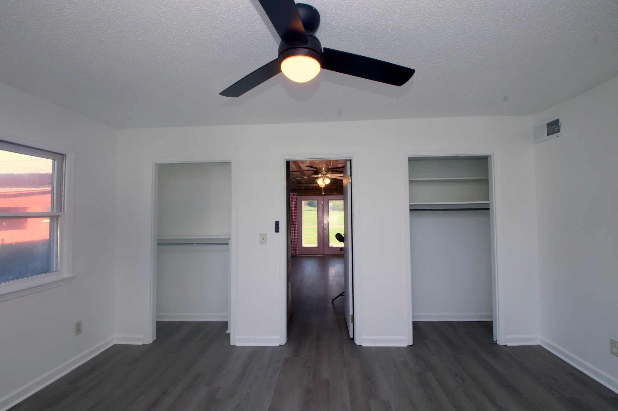 60 Riddle Rd Property Photo 34