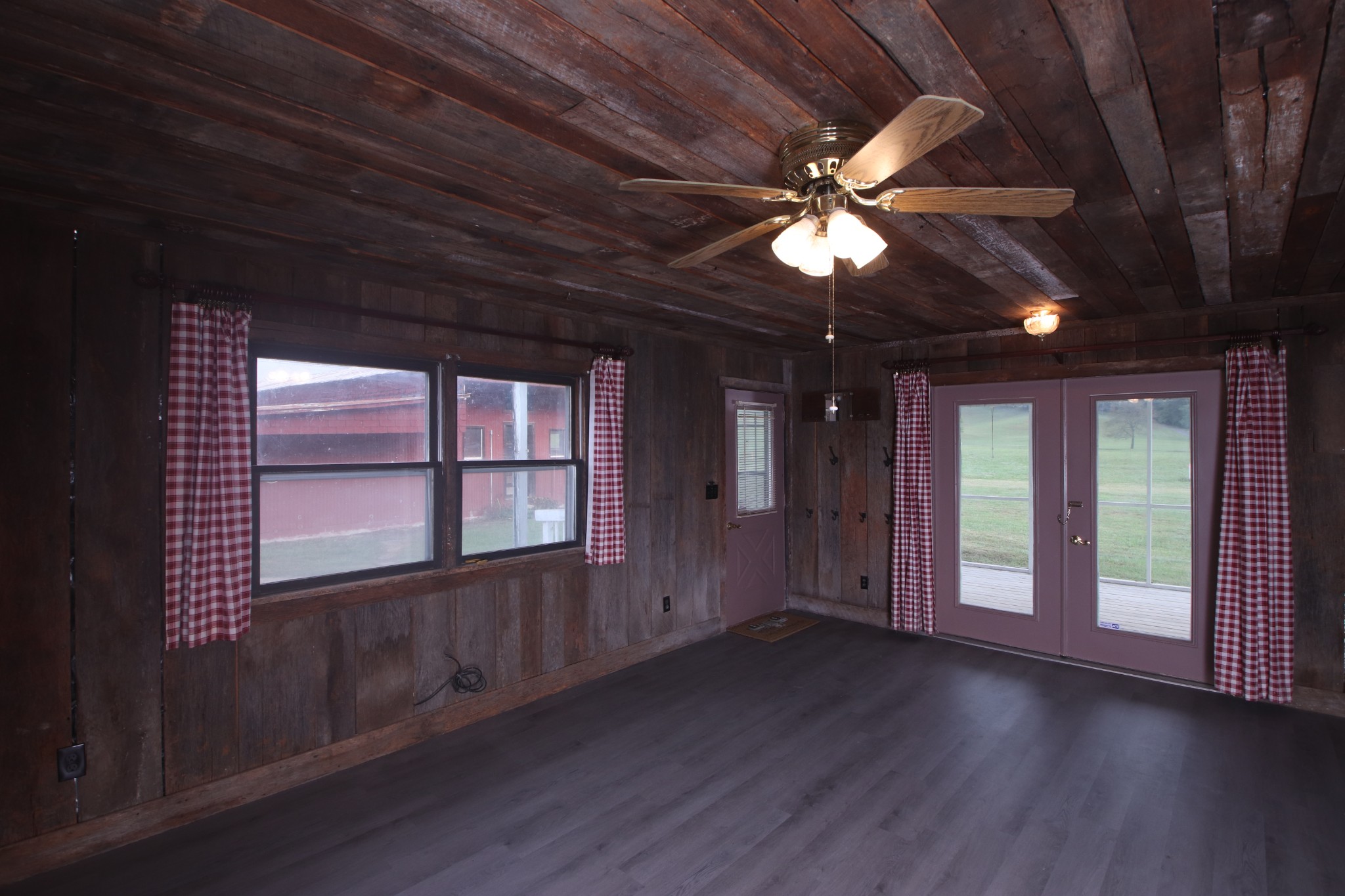 60 Riddle Rd Property Photo 46