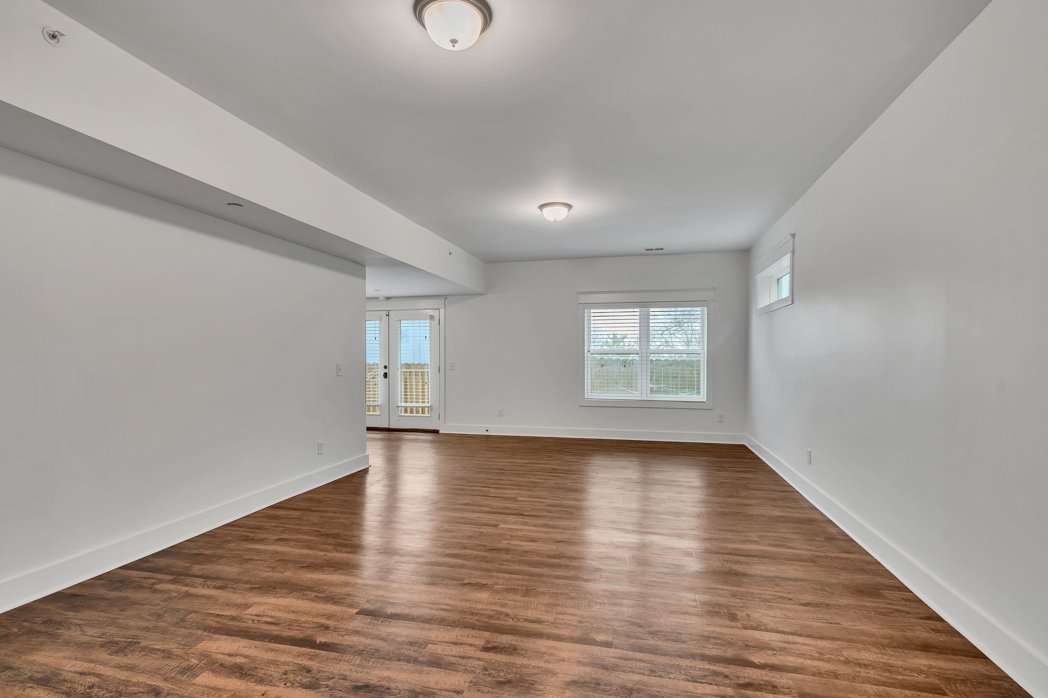 300 35th Ave, N Property Photo 47