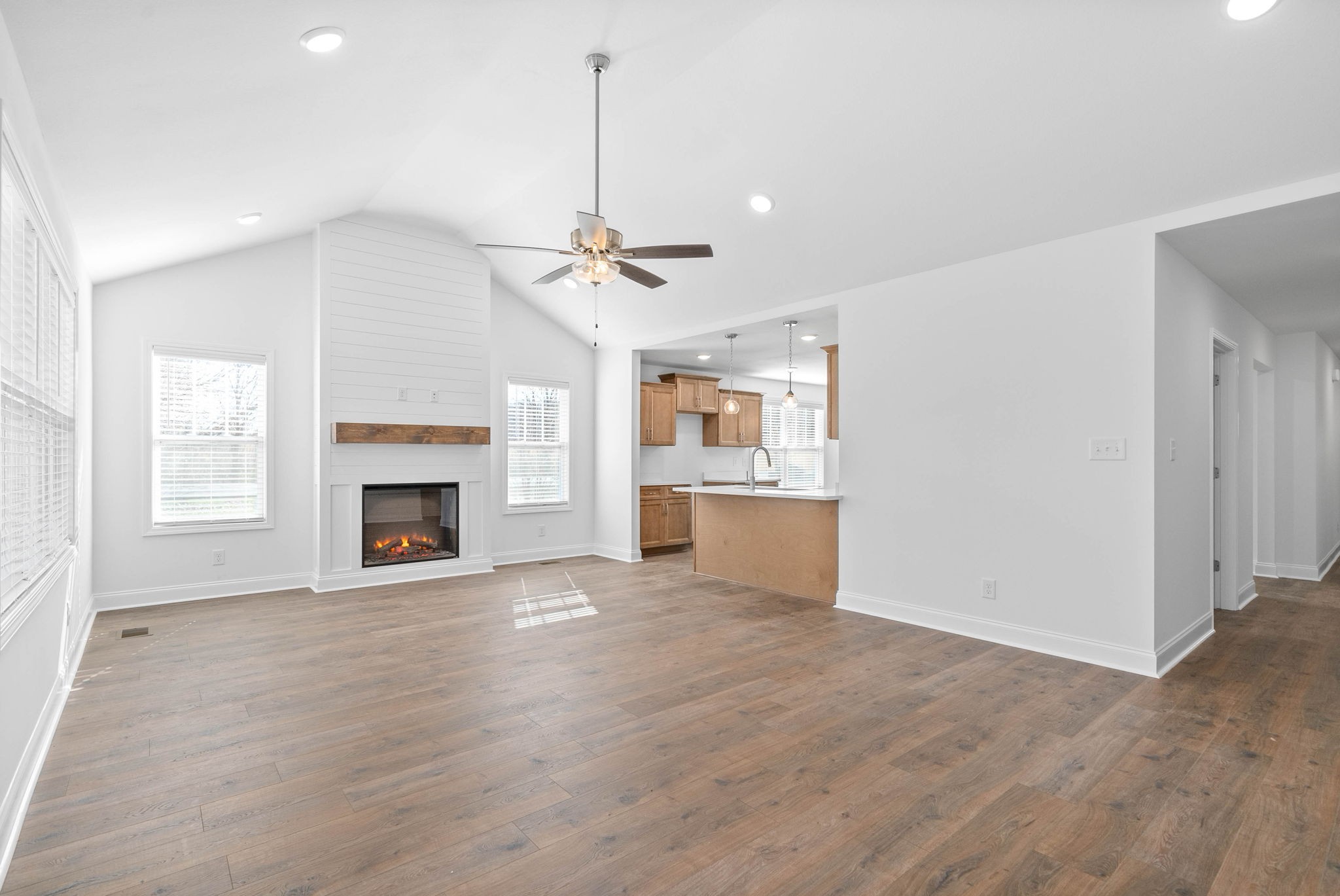 1301 Harmon Lane Property Photo 3