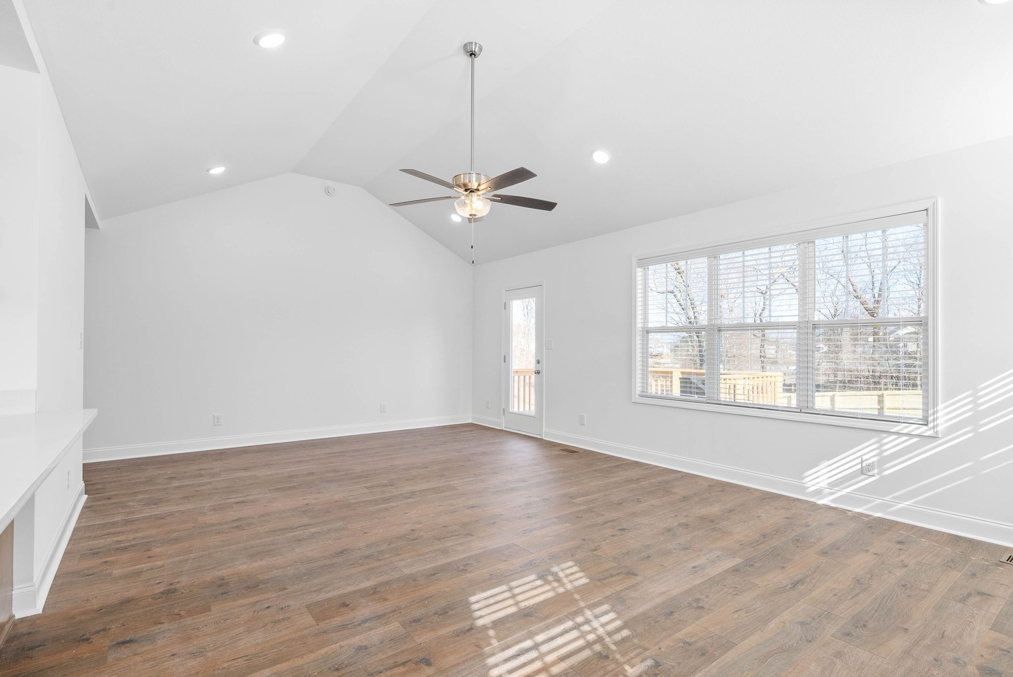 1301 Harmon Lane Property Photo 4