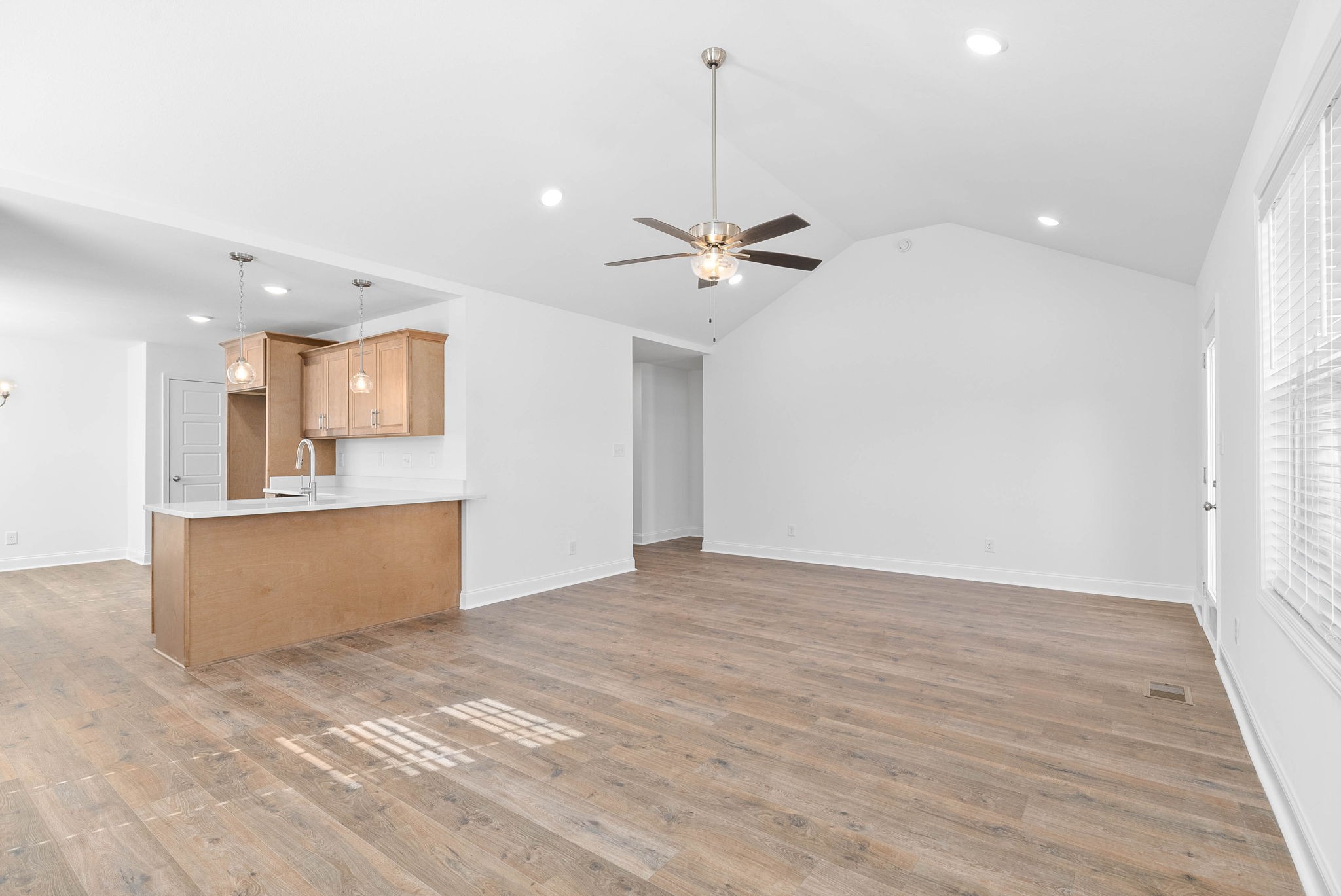 1301 Harmon Lane Property Photo 11