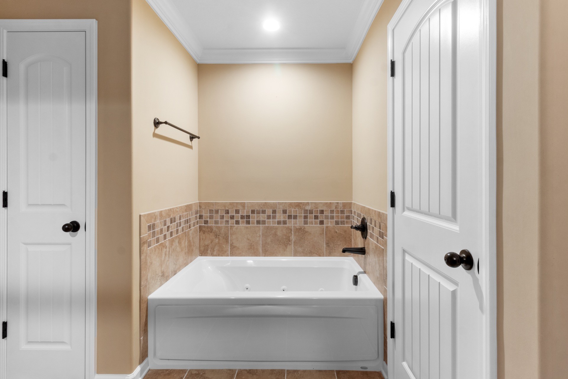 1000 Thrasher Dr Property Photo 33