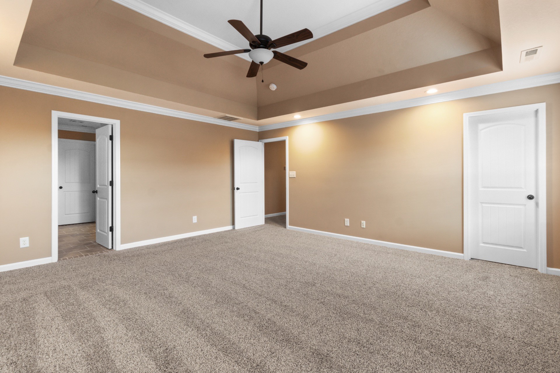 1000 Thrasher Dr Property Photo 36