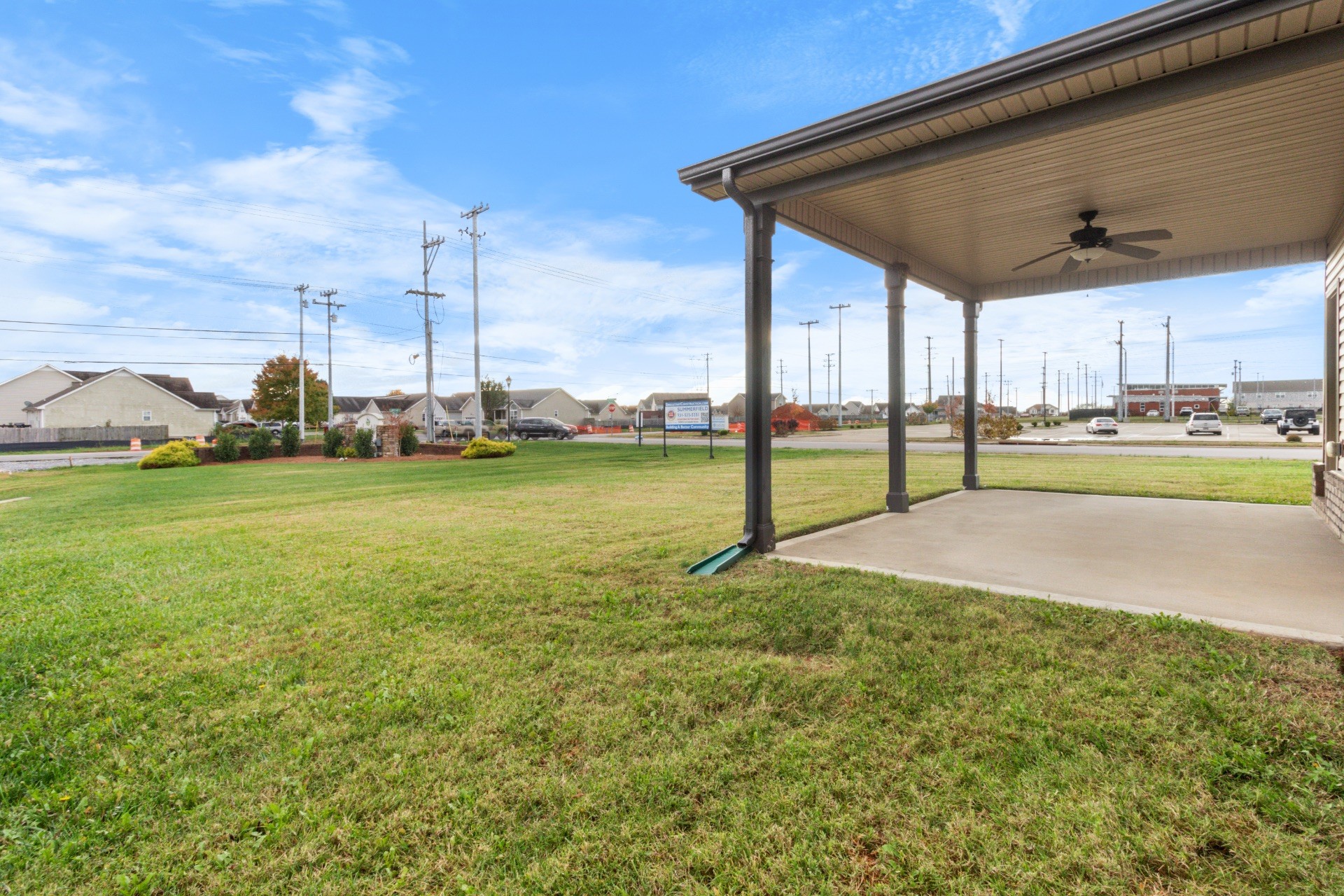 1000 Thrasher Dr Property Photo 41