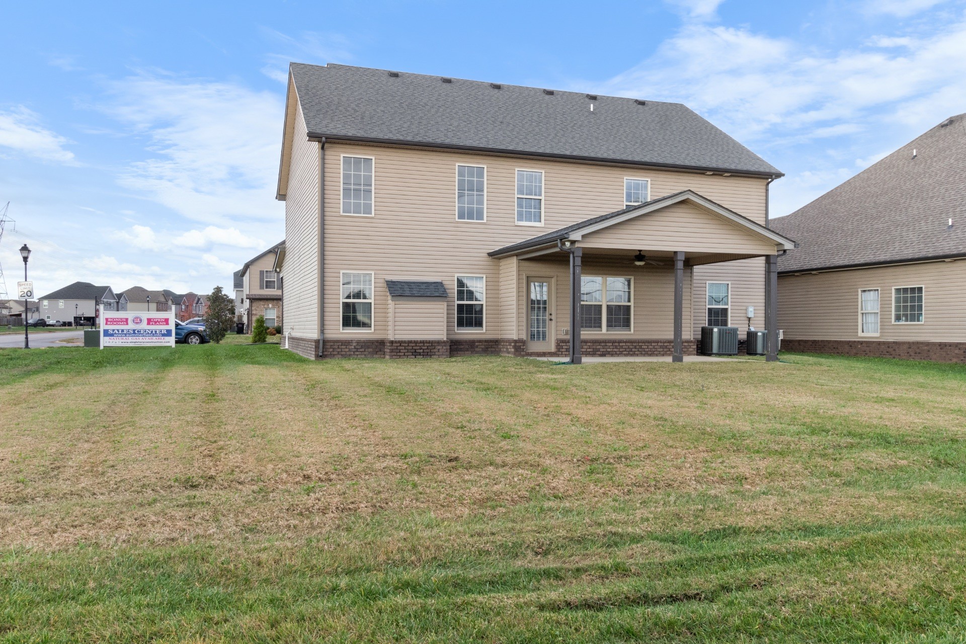 1000 Thrasher Dr Property Photo 42