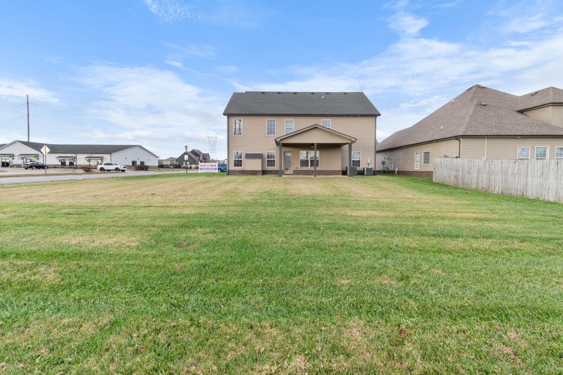 1000 Thrasher Dr Property Photo 45