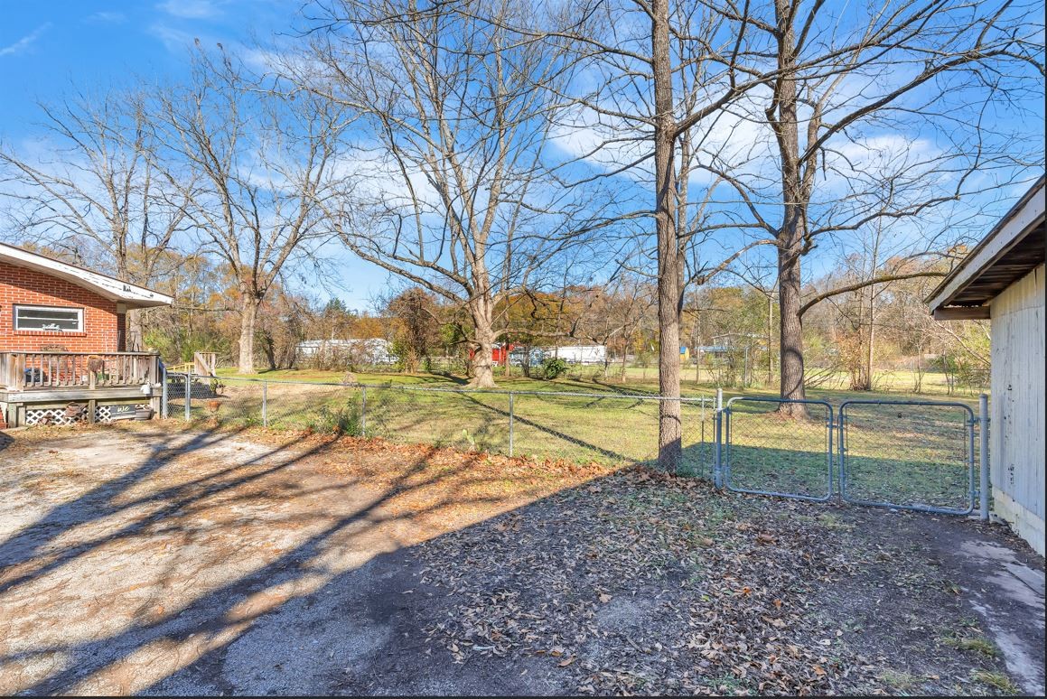 1750 Beth Page Rd Property Photo 7